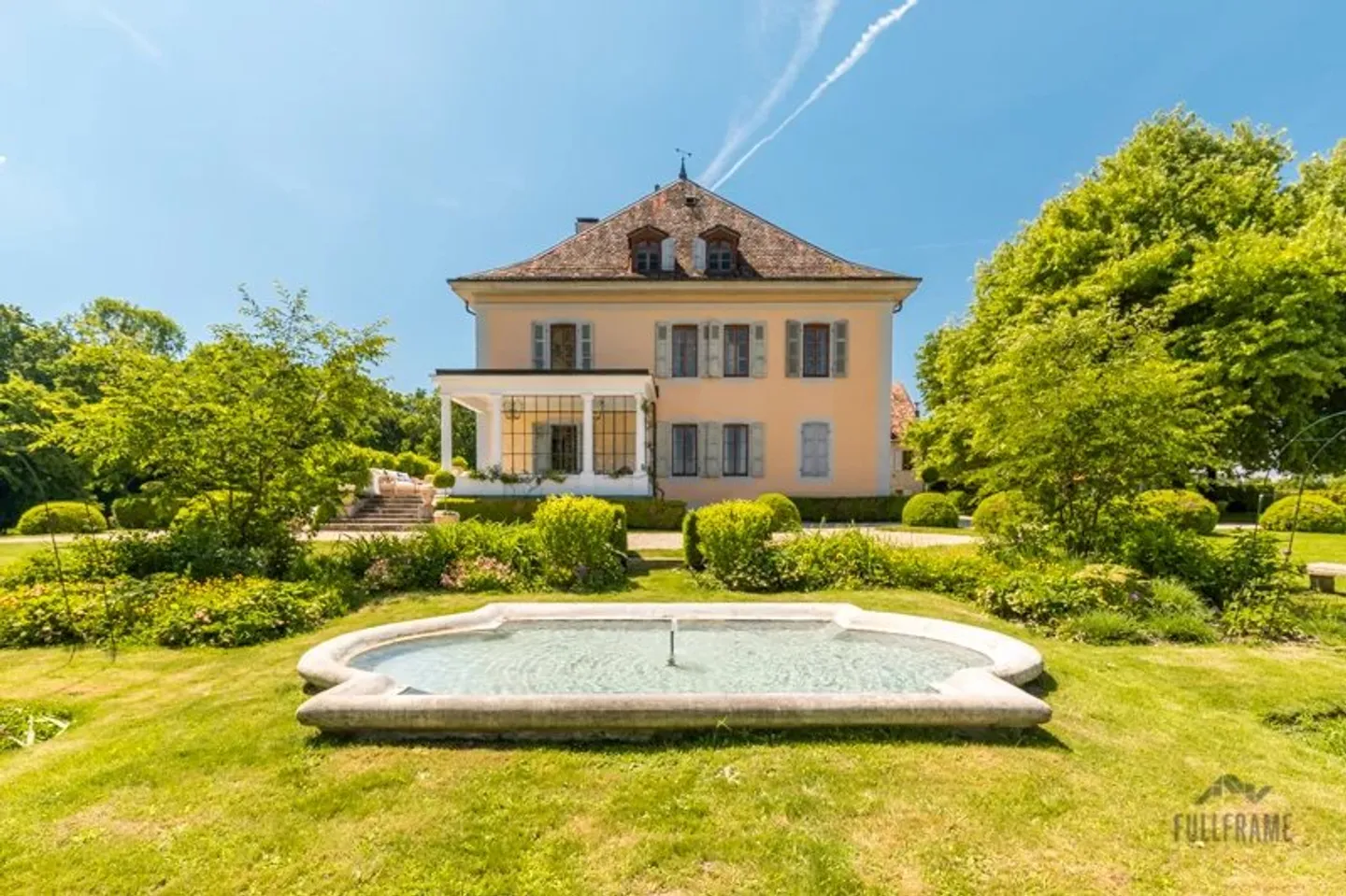 Un domaine exceptionnel en périphérie de Genève avec vue panoramique sur le Salève - Photo 4 sur 13