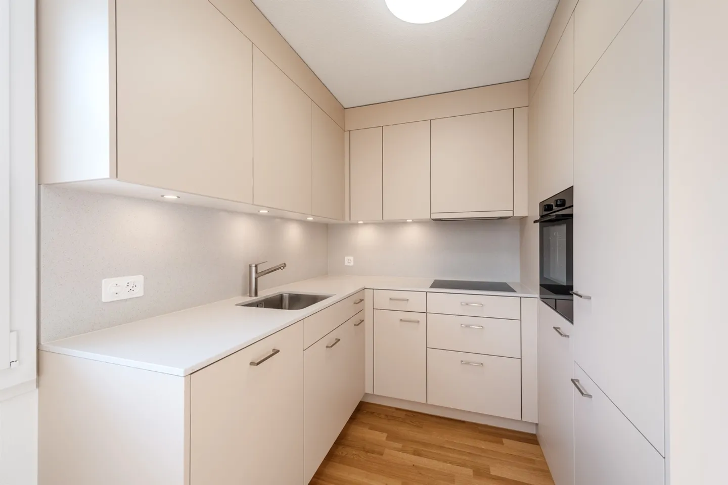 Vivre en famille dans un nouvel éclat, fraîchement rénové ! - Photo 1 sur 13
