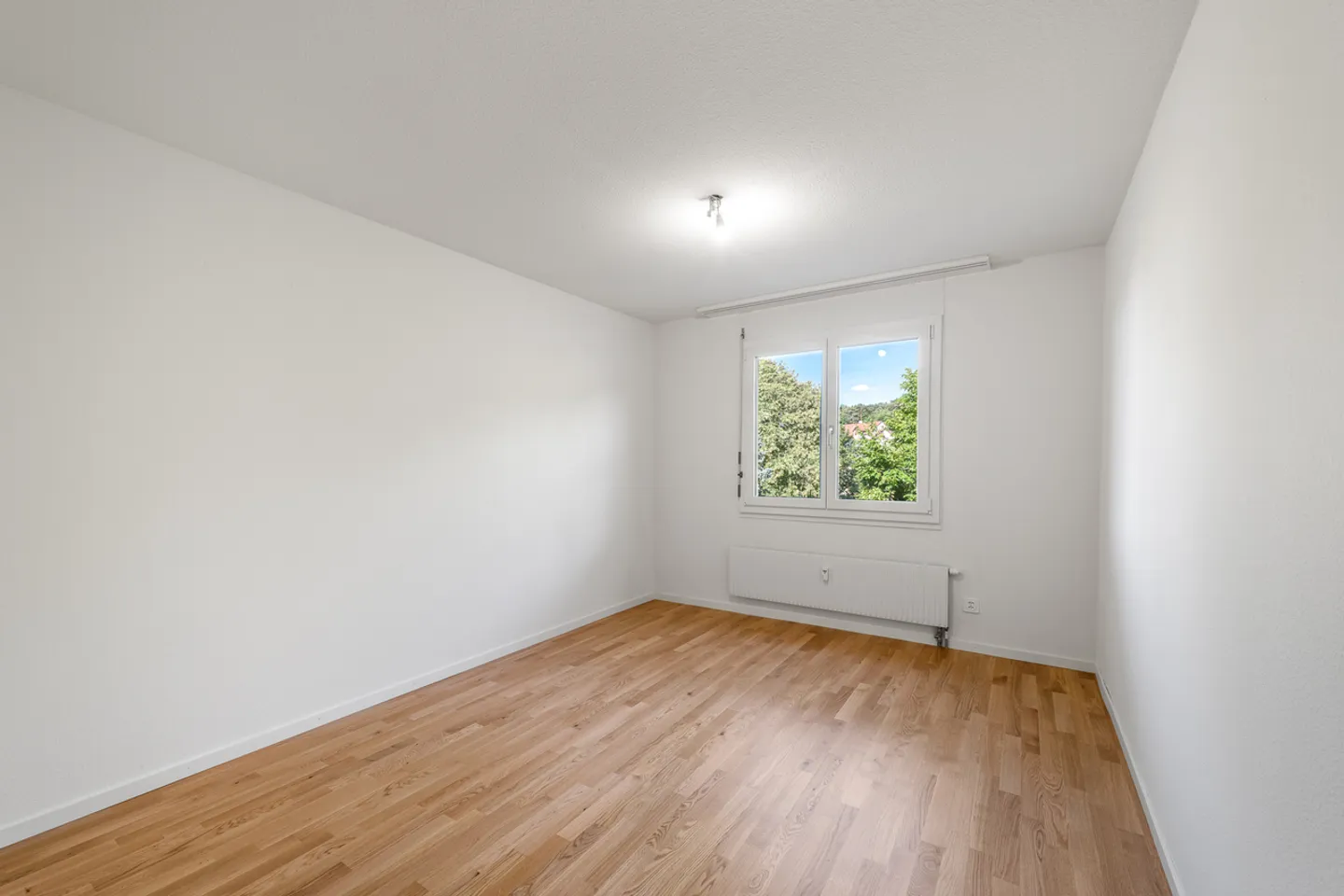 Vivre en famille dans un nouvel éclat, fraîchement rénové ! - Photo 8 sur 13