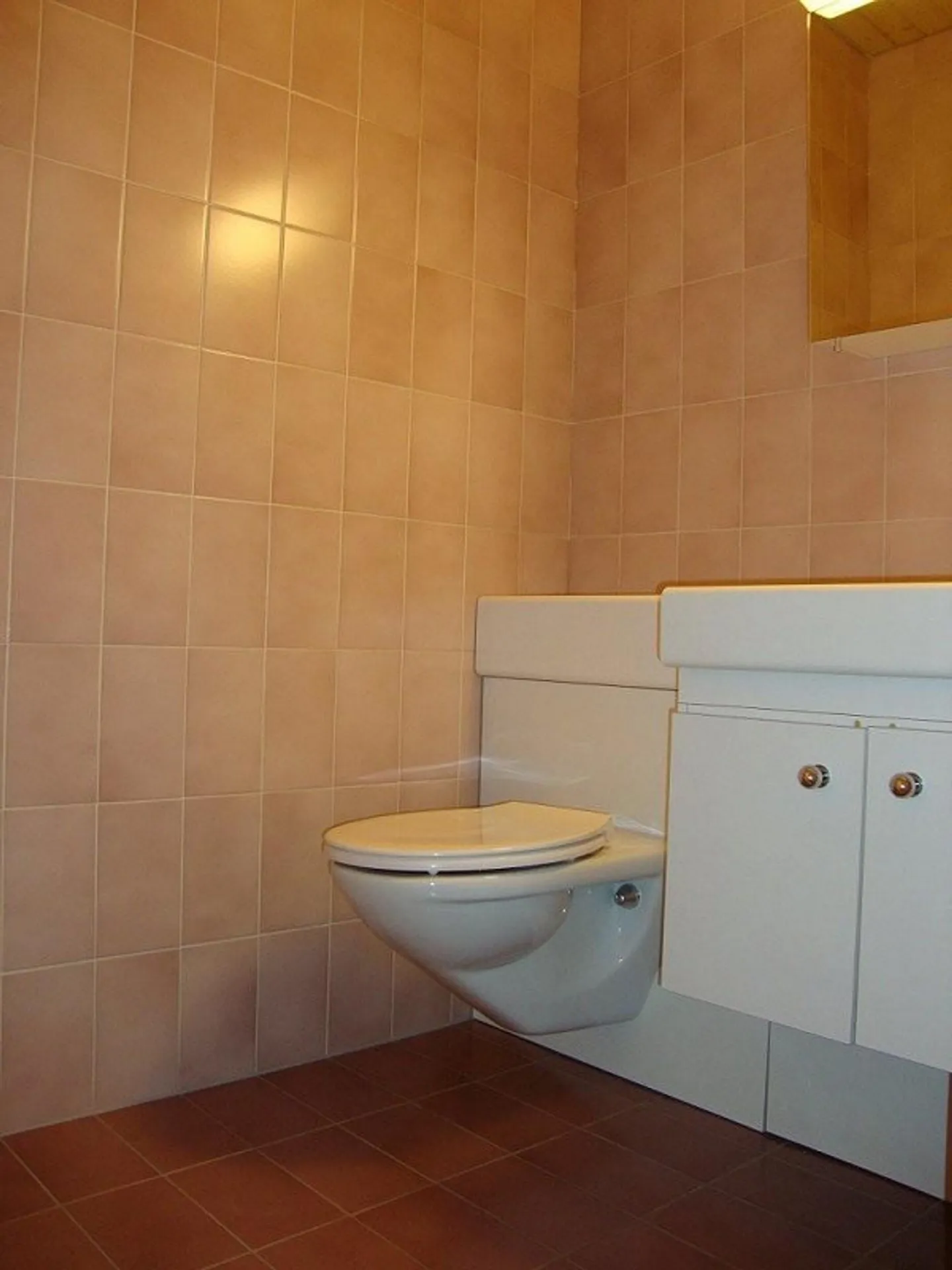 Appartement en attique dans le quartier des Eaux-Vives - Foto 5 di 11