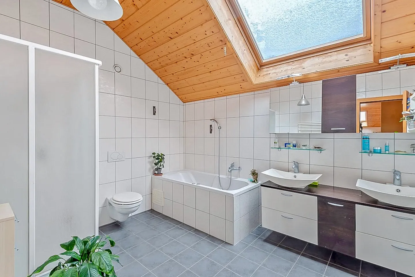 Mietshaus mit 3 Wohnungen - Foto 28 von 33