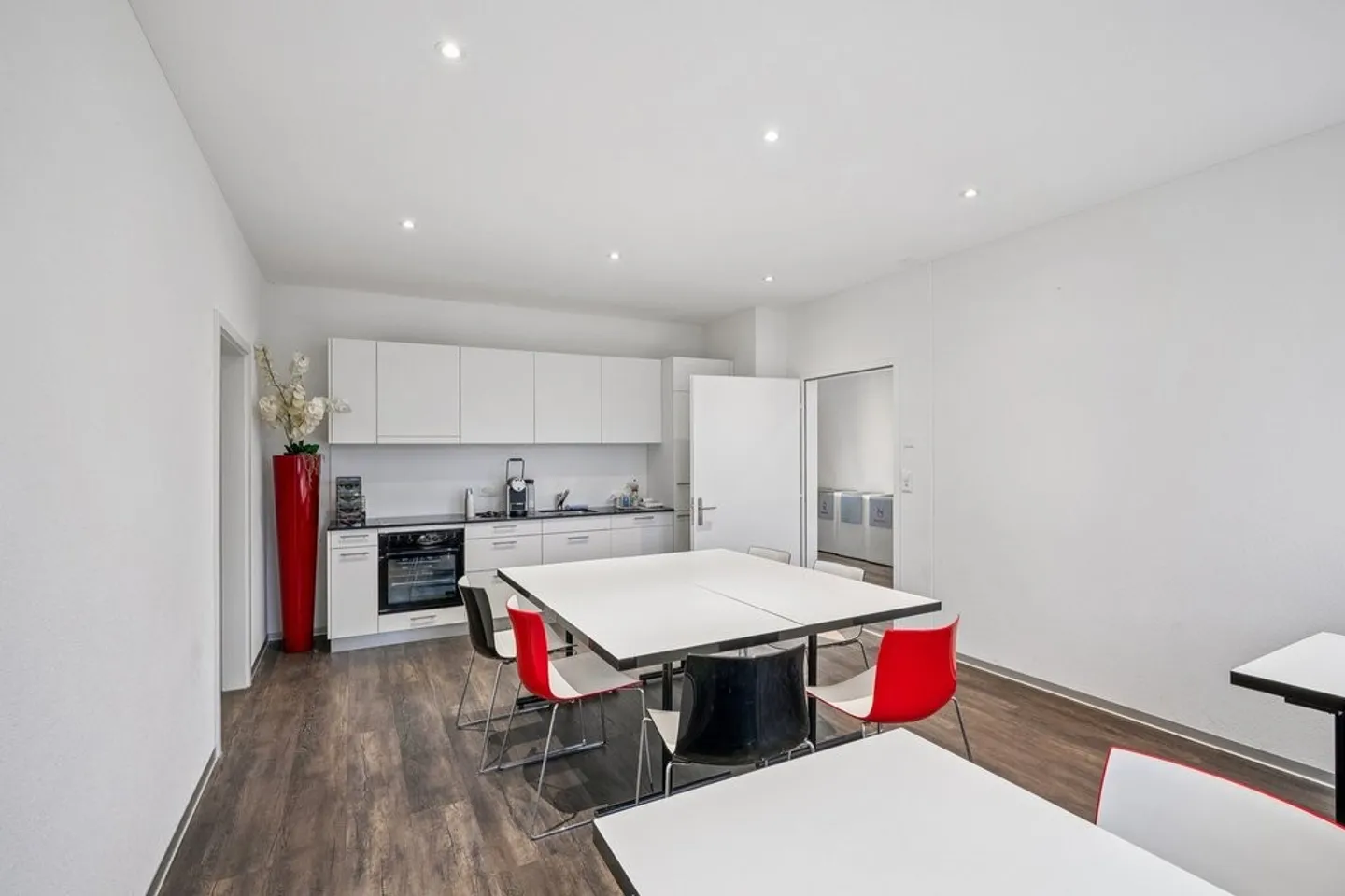 Spazio ufficio in affitto - Foto 5 di 10