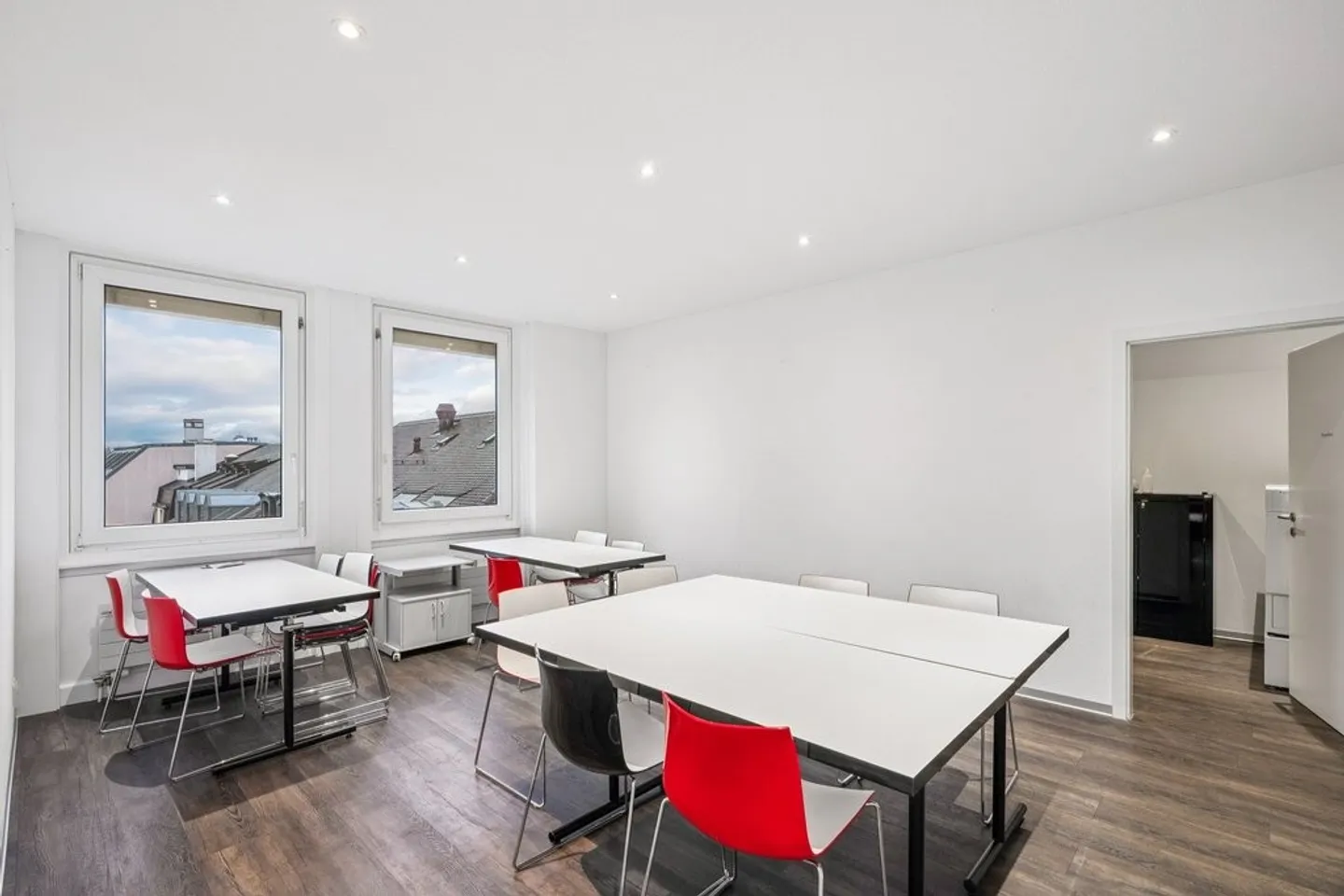 Spazio ufficio in affitto - Foto 6 di 10