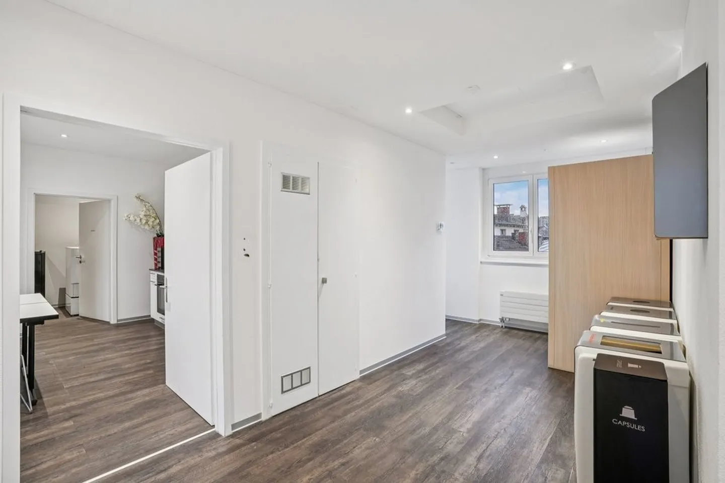 Spazio ufficio in affitto - Foto 7 di 10