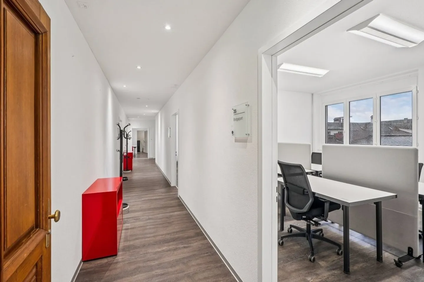 Spazio ufficio in affitto - Foto 9 di 10