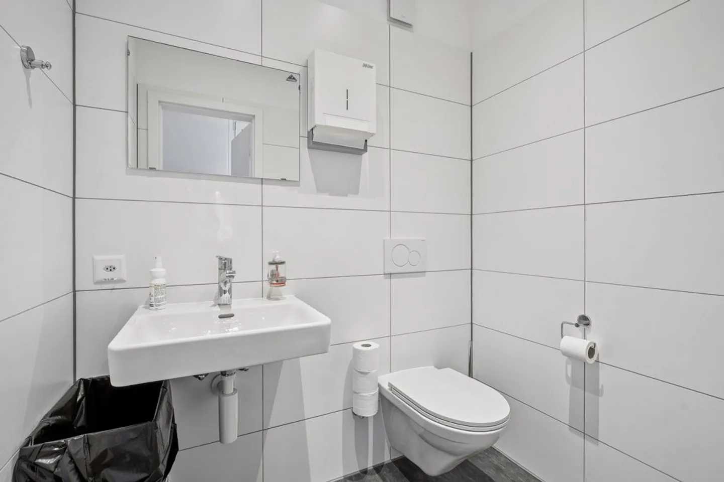 Spazio ufficio in affitto - Foto 10 di 10