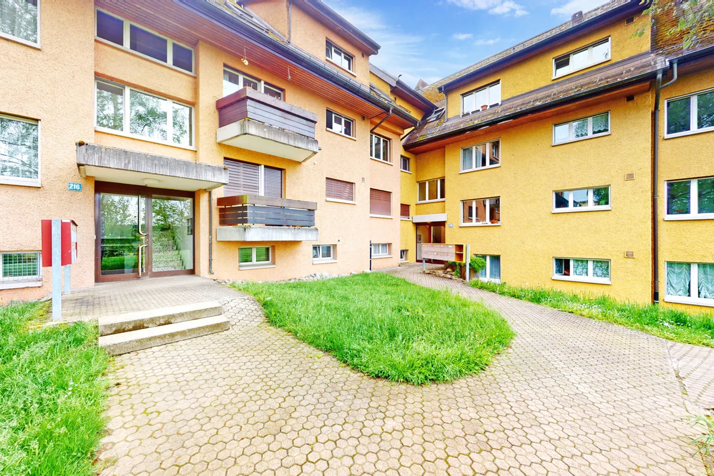 La tua nuova casa - appartamento affascinante ad Affoltern - Foto 1 di 8