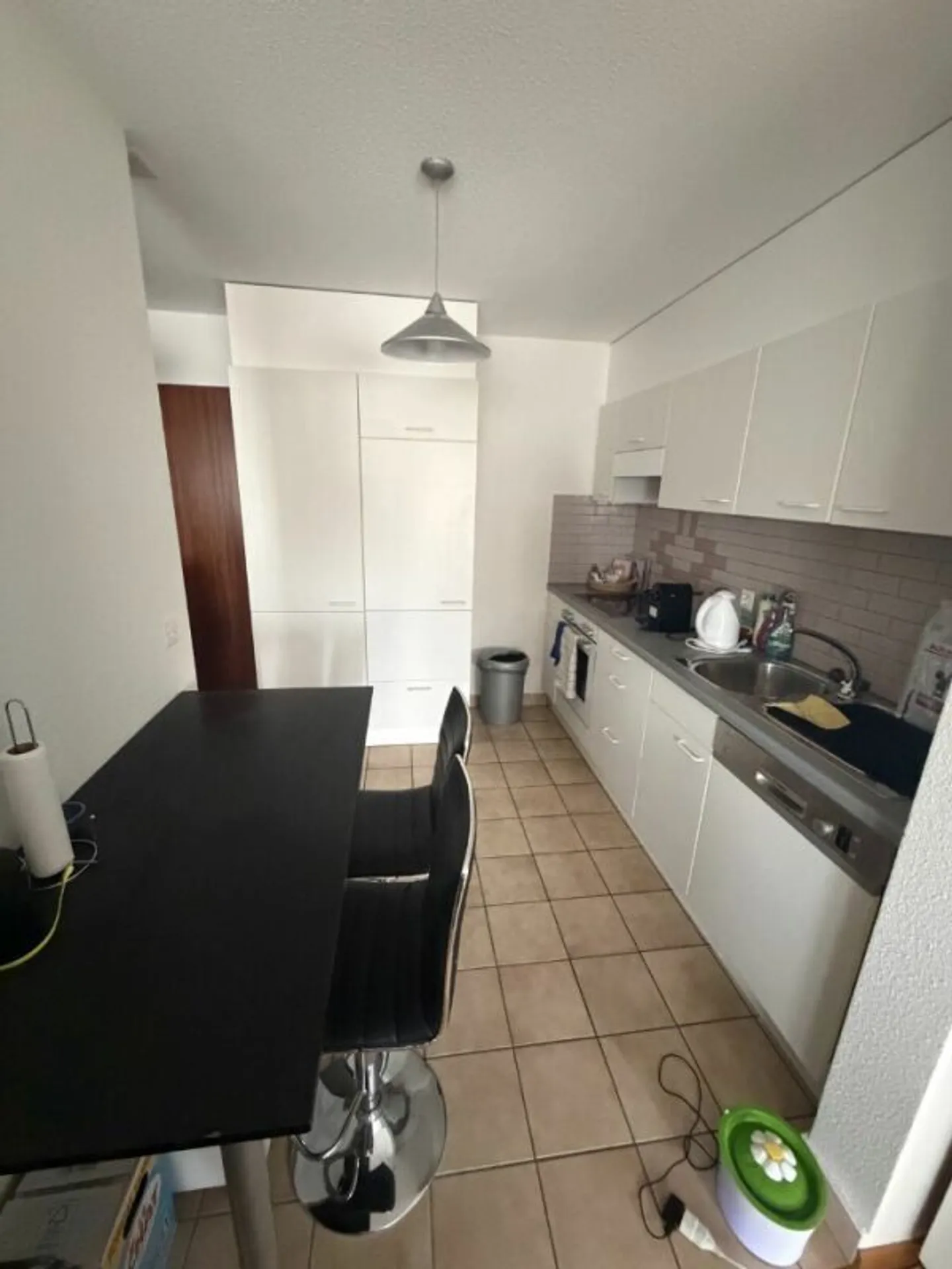 Apartment for rent - Photo 3 of 8