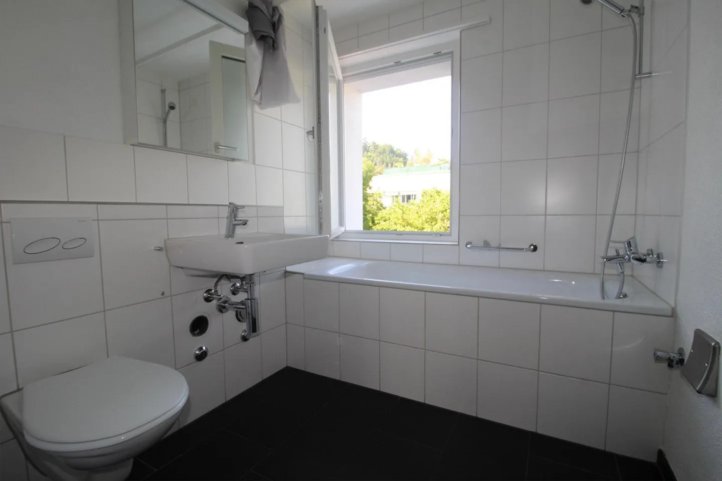 Appartamento di 5,5 stanze a Neuhausen am Rheinfall - Foto 6 di 9
