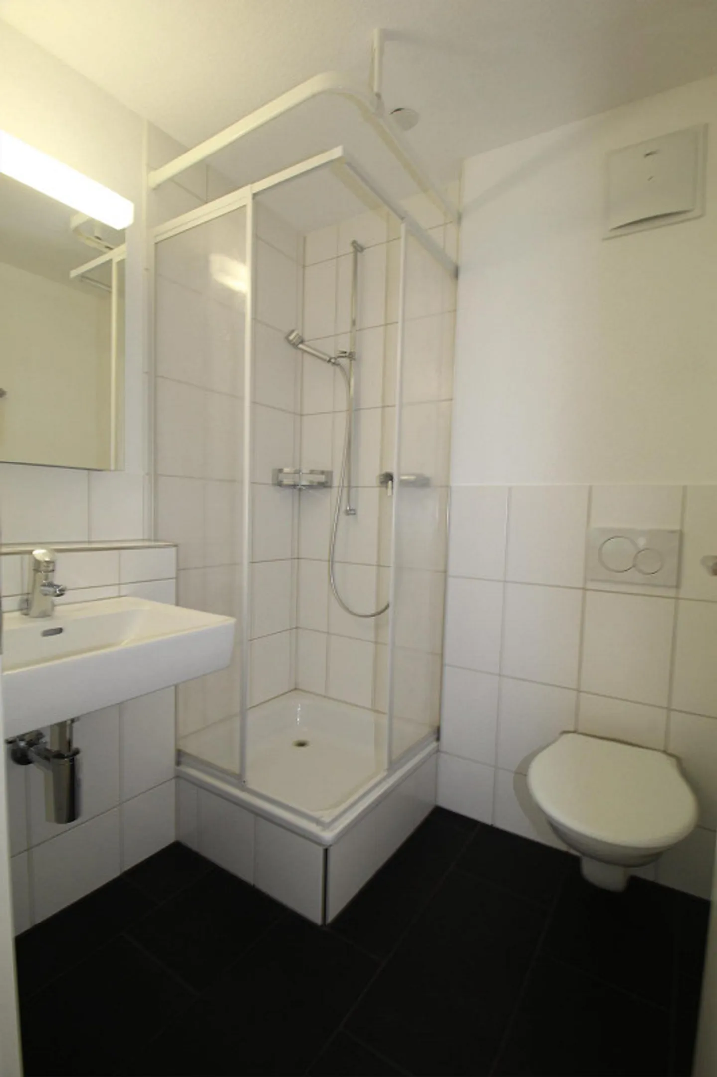 Appartamento di 5,5 stanze a Neuhausen am Rheinfall - Foto 7 di 9