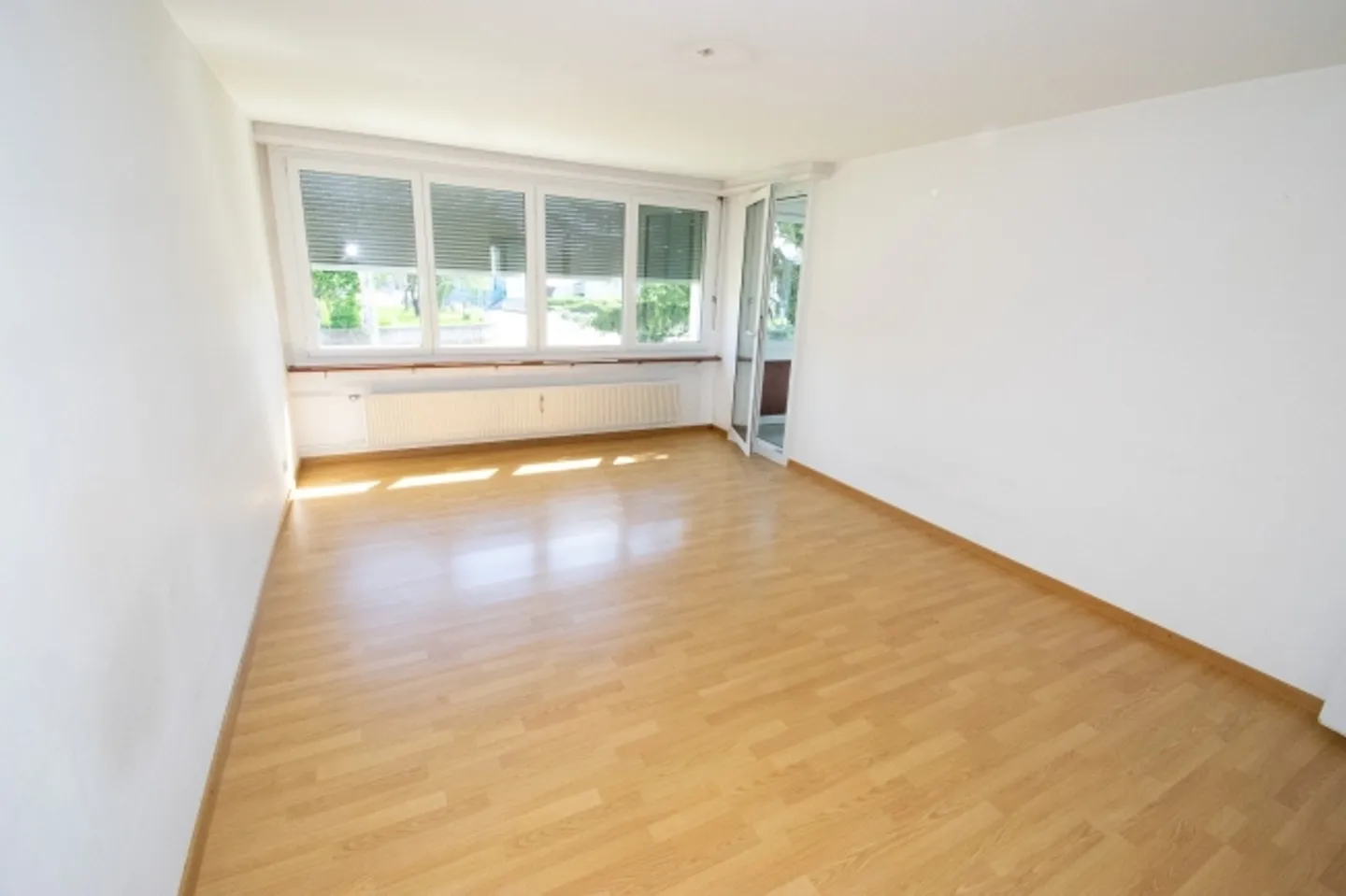Spacious 3.5 room apartment in a central location - Photo 7 of 12