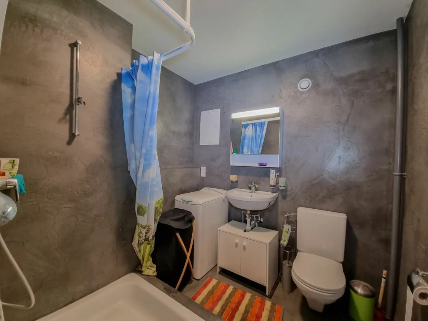 Magnificent 5.5-room apartment with balcony and garage - Photo 7 of 14