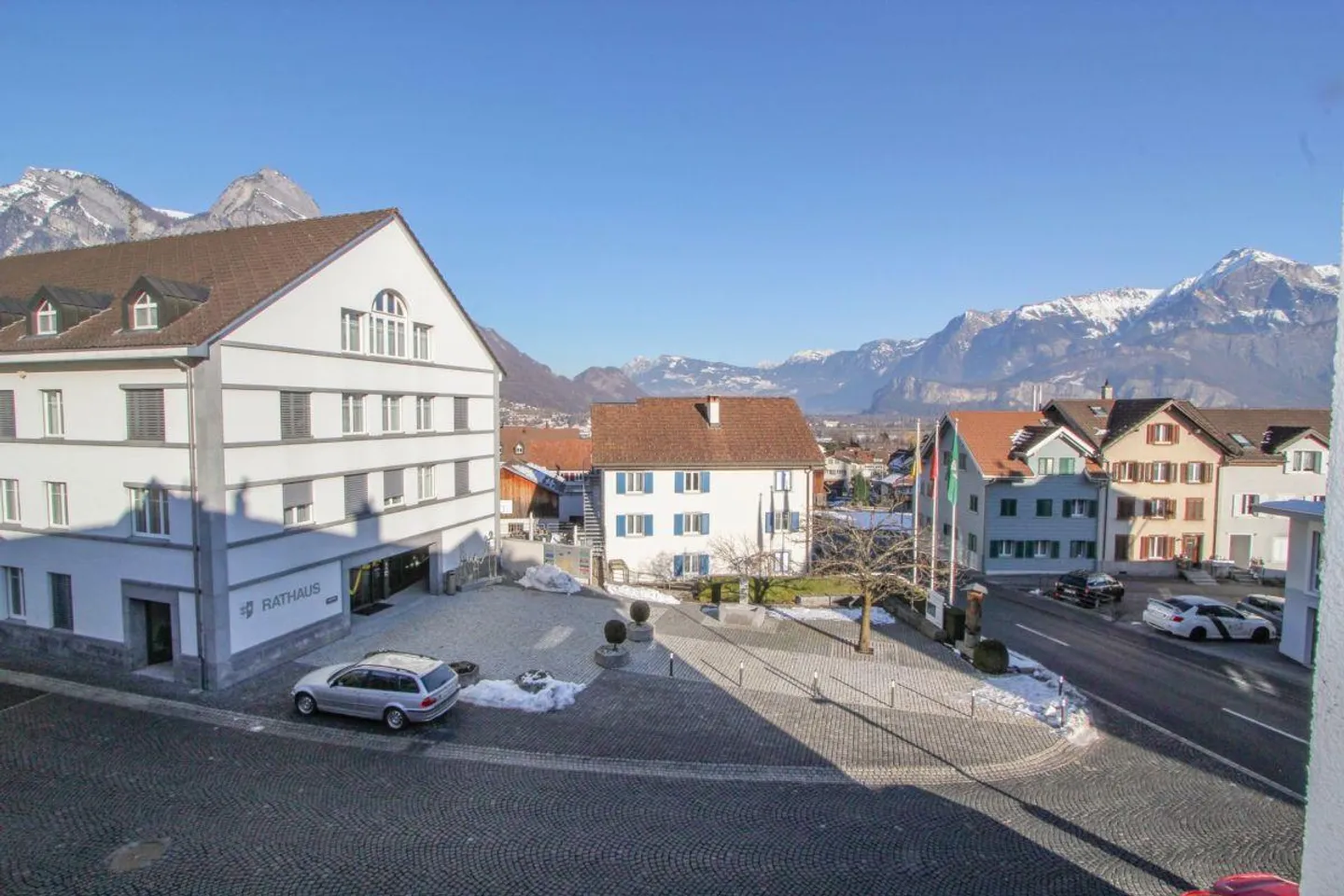 Appartement spacieux de 3,5 pièces au centre du village - Photo 11 sur 11