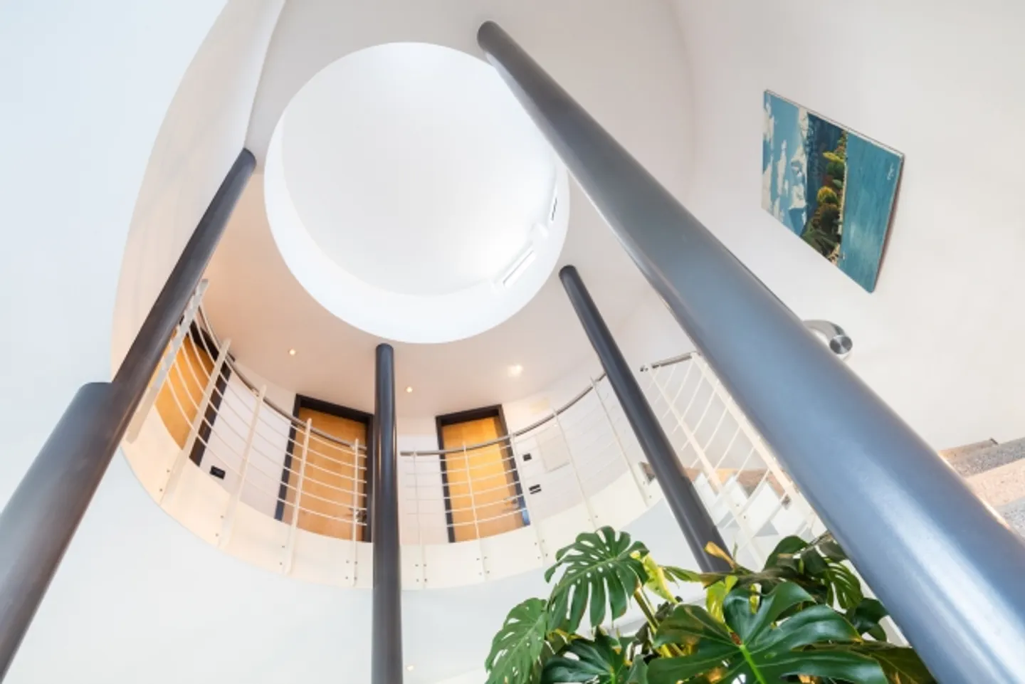 Villa moderne ensoleillée avec piscine et jardin à vendre à Pura - Photo 16 sur 20