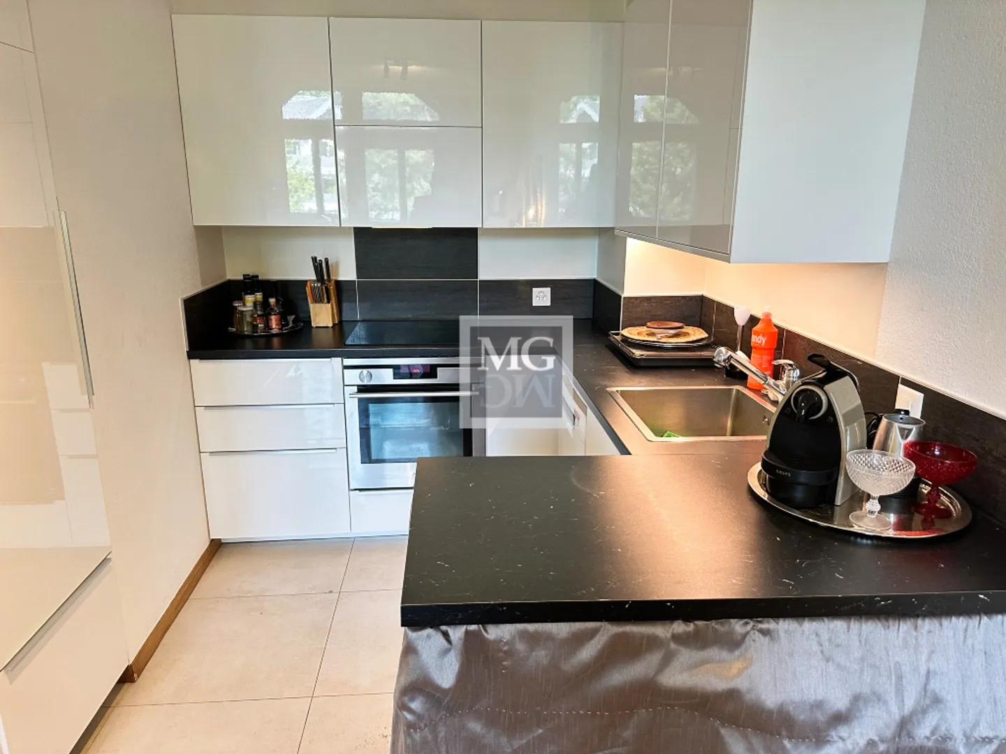 Mies - Duplex de 3,5 pièces avec 2 places de parking, calme et résidentiel - Photo 6 sur 9