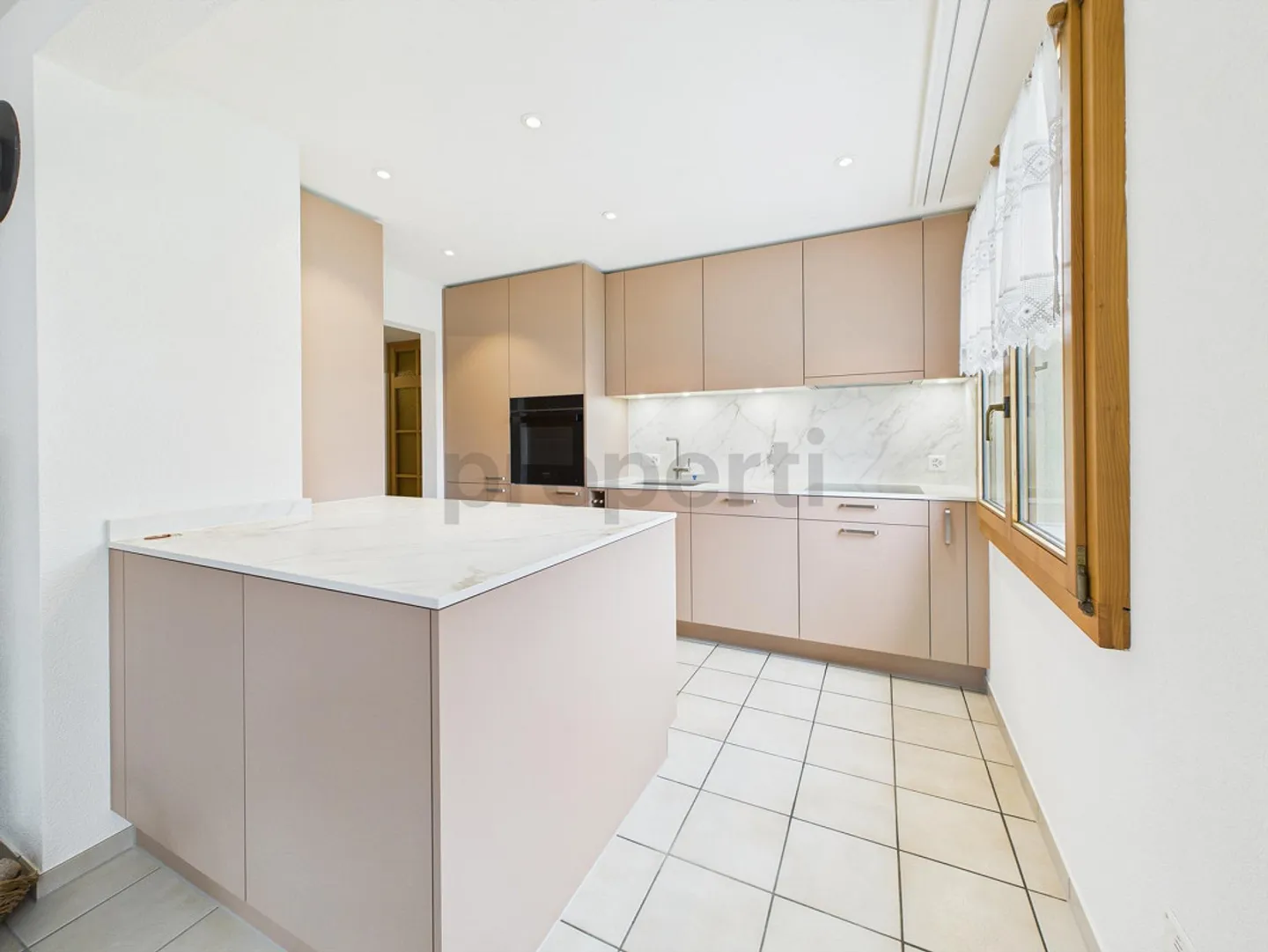 Exklusives Einfamilienhaus in Oberramsern - Foto 2 di 12