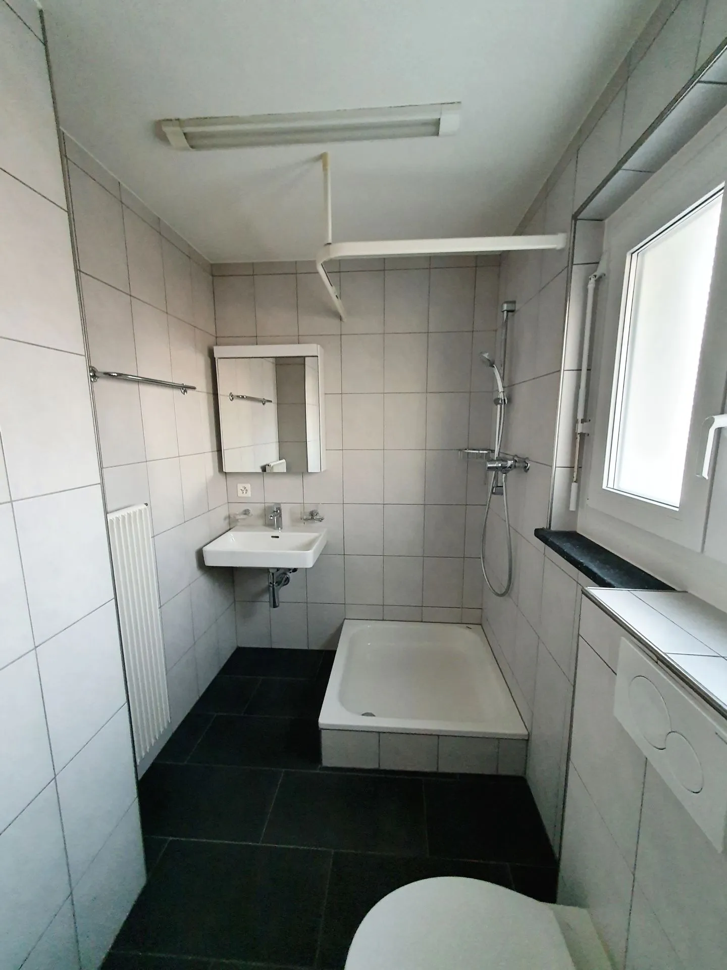 modern 1-room apartment in Olten - Photo 3 of 8
