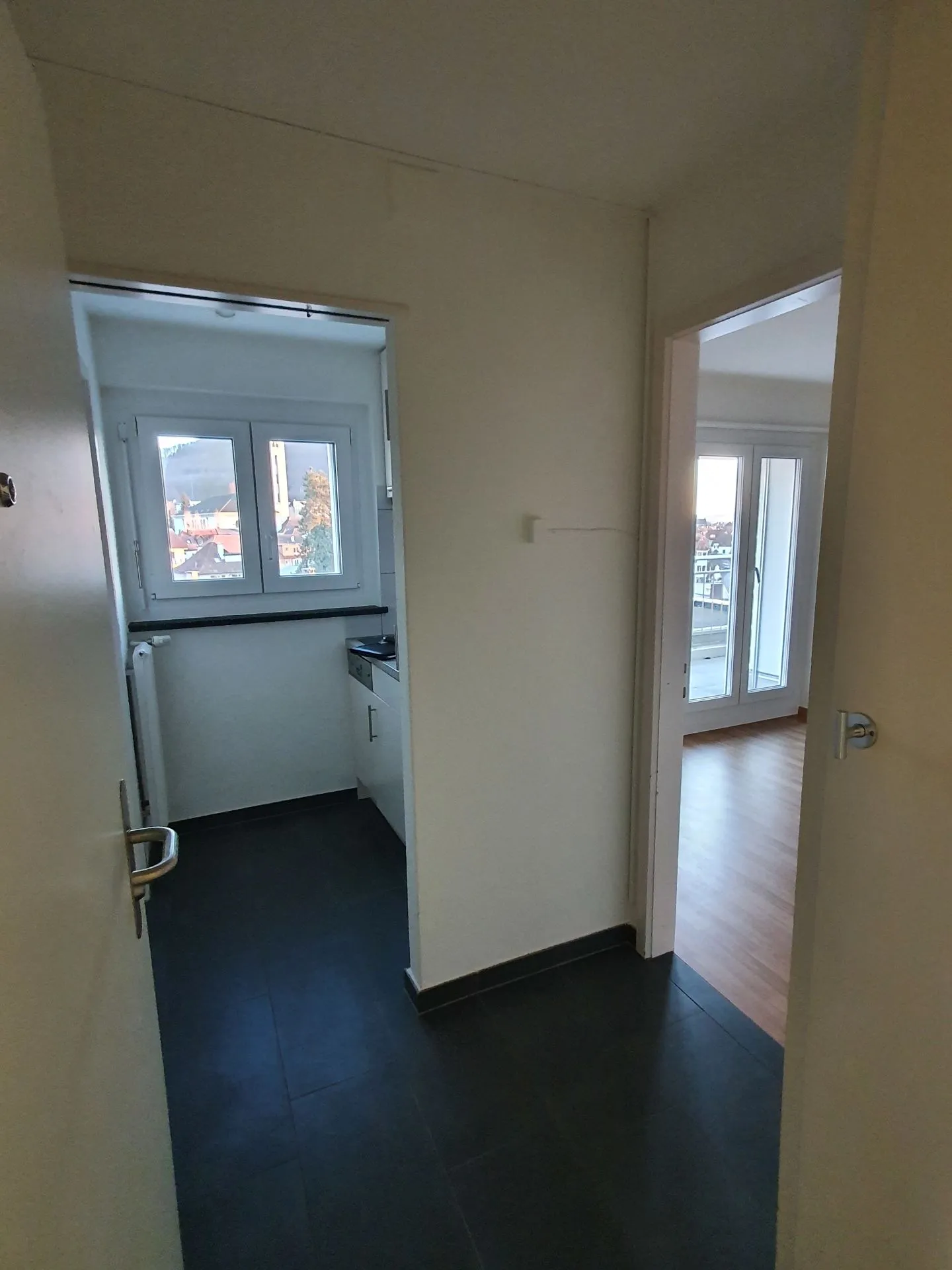 modern 1-room apartment in Olten - Photo 6 of 8
