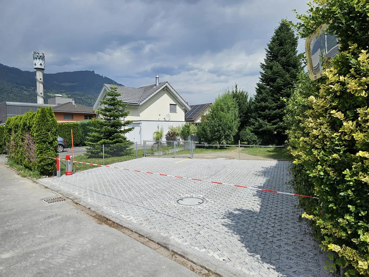 Parkplatz für Wohnmobil, Wohnwagen, Boot, Anhänger, Auto mit 230/400 V - Photo 2 of 8