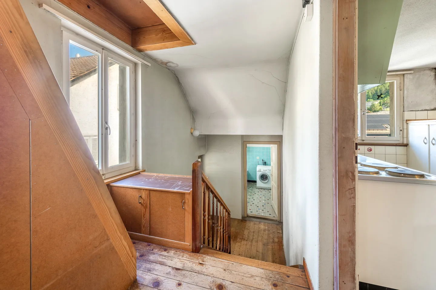 Casa unifamiliare di 6 stanze con molto spazio e opportunità - Foto 6 di 11