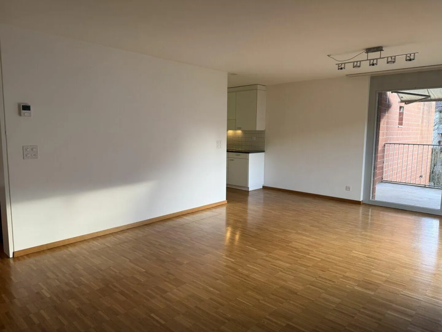 Geräumige Wohnung in ruhiger Lage - Foto 1 von 11