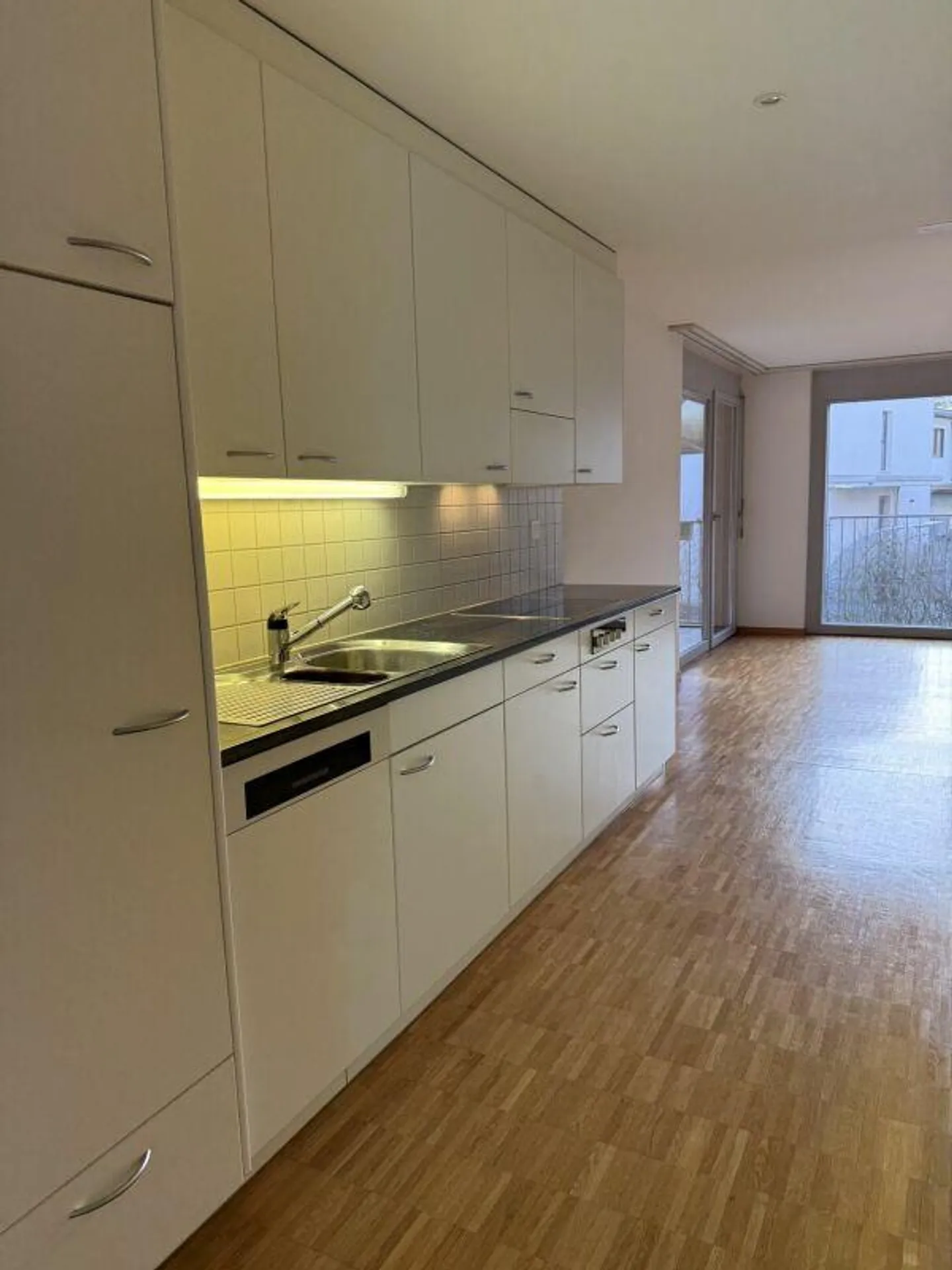 Geräumige Wohnung in ruhiger Lage - Foto 2 von 11