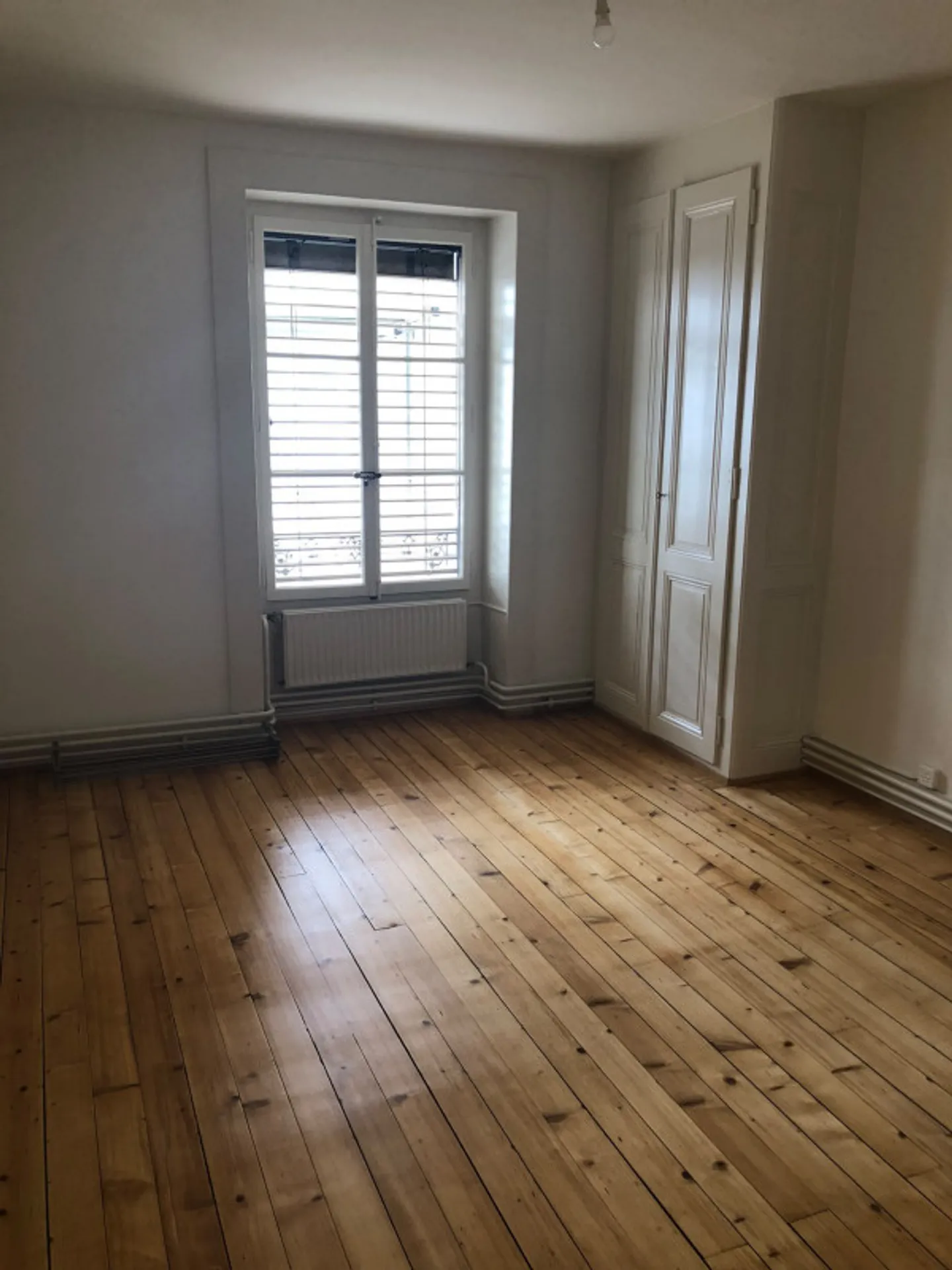 Charming 3-Room Apartment in Geneva - Photo 8 of 8