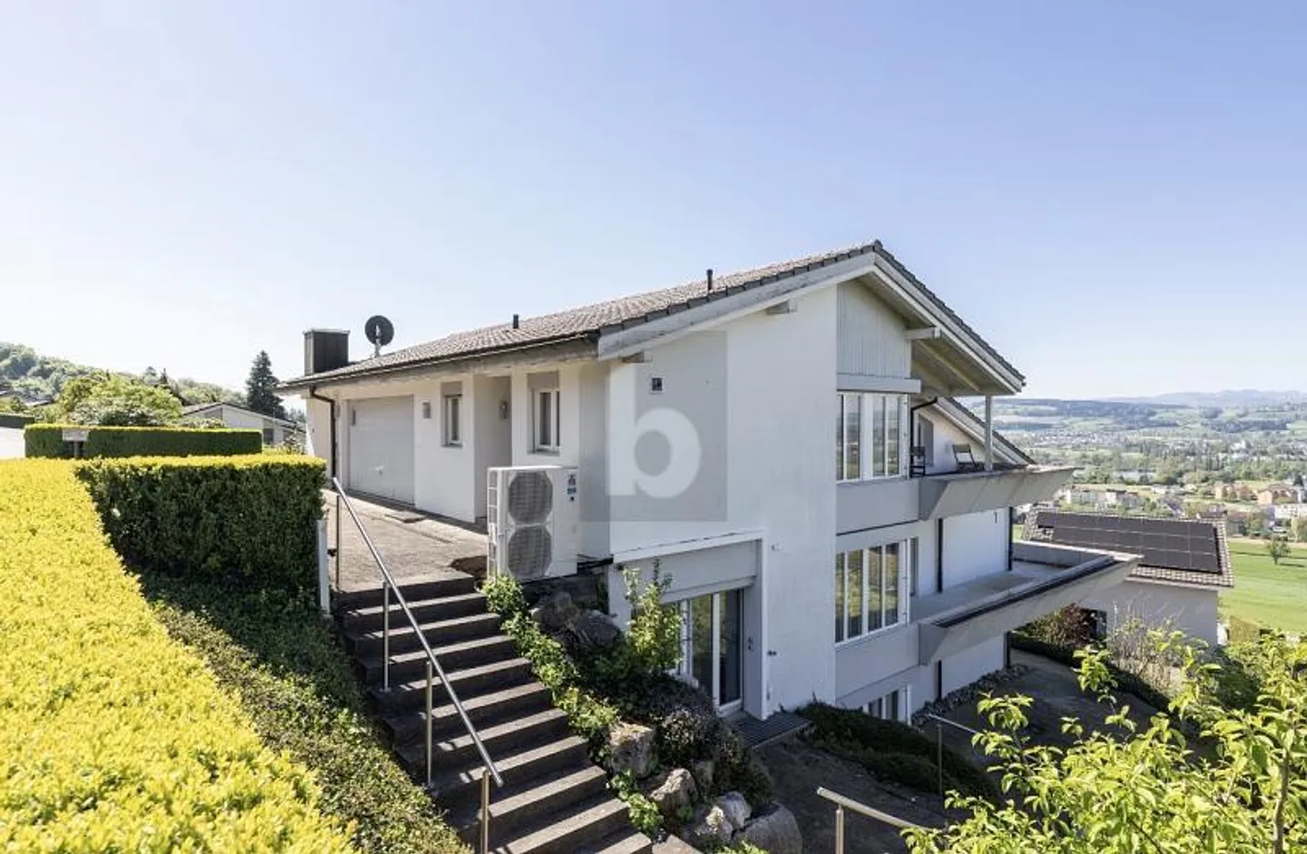 EINZIGARTIG MIT HERRLICHER AUSSICHT - Foto 3 di 6