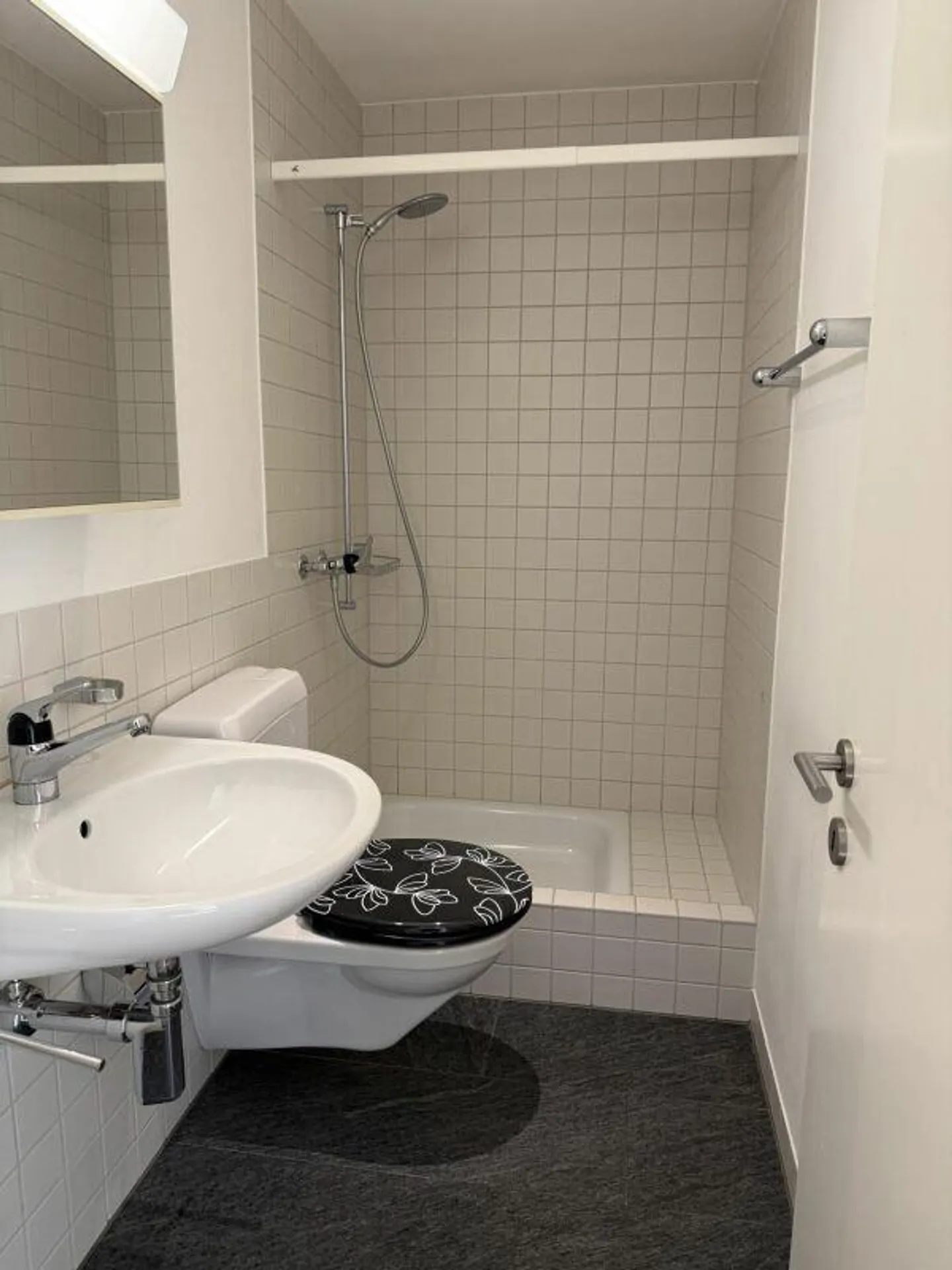 Geräumige Wohnung in ruhiger Lage - Foto 11 von 11