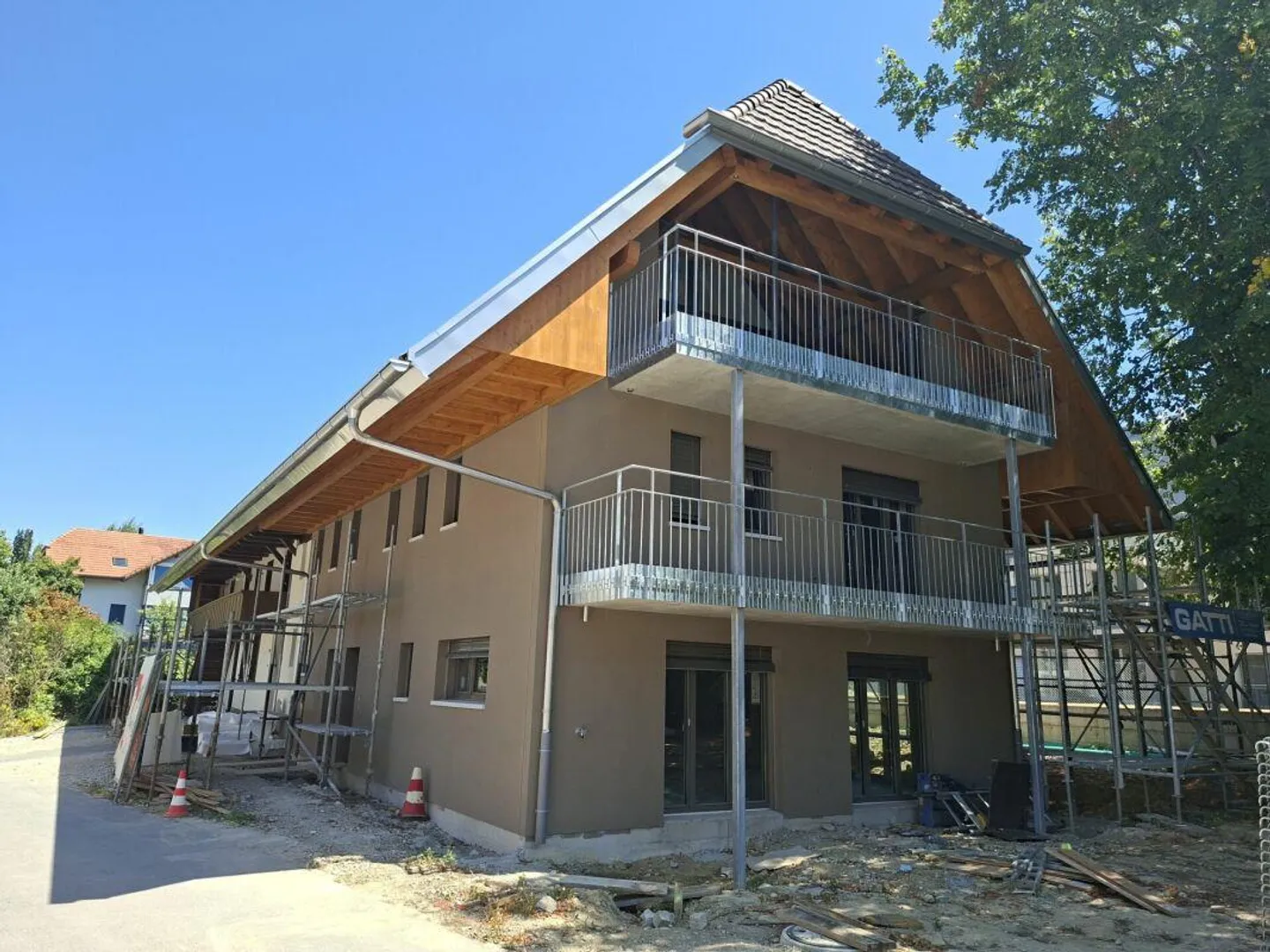 First rental of a renovated 4.5-room duplex apartment - Photo 11 of 12