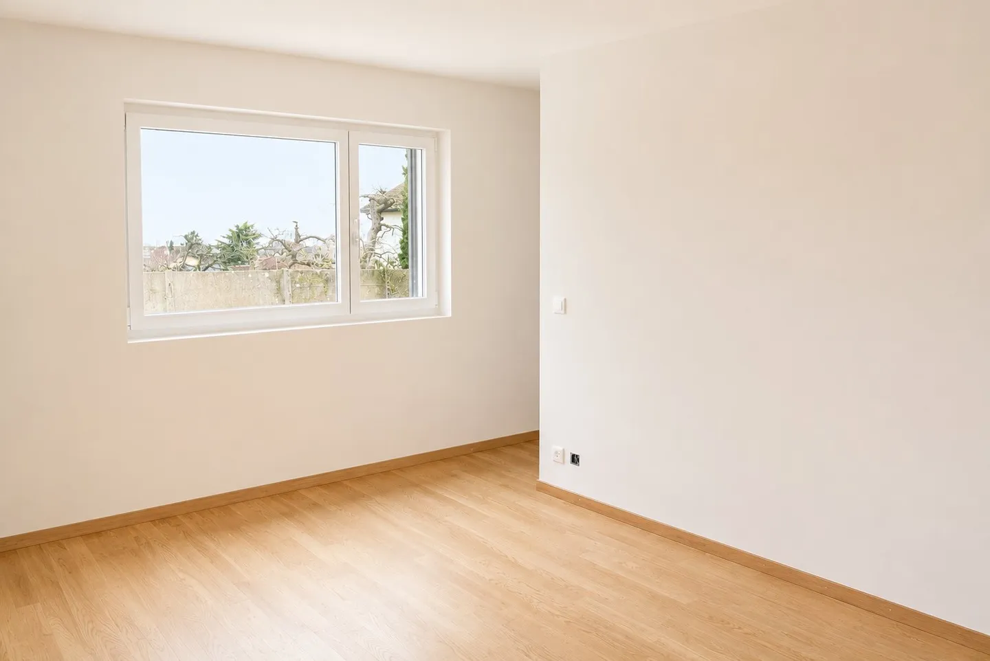 Schöne 4½-Zimmer-Wohnung im Erdgeschoss - Foto 3 von 4