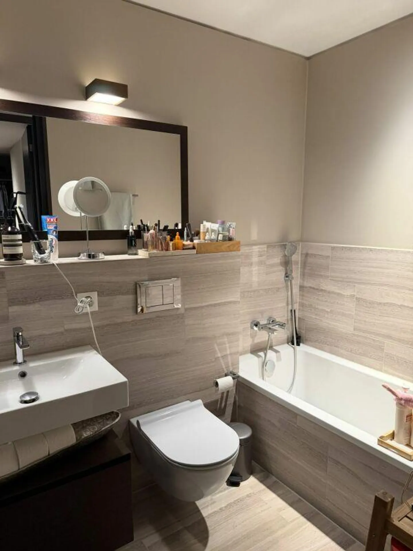 Modernes Apartment mit atemberaubendem Blick - Foto 7 von 7