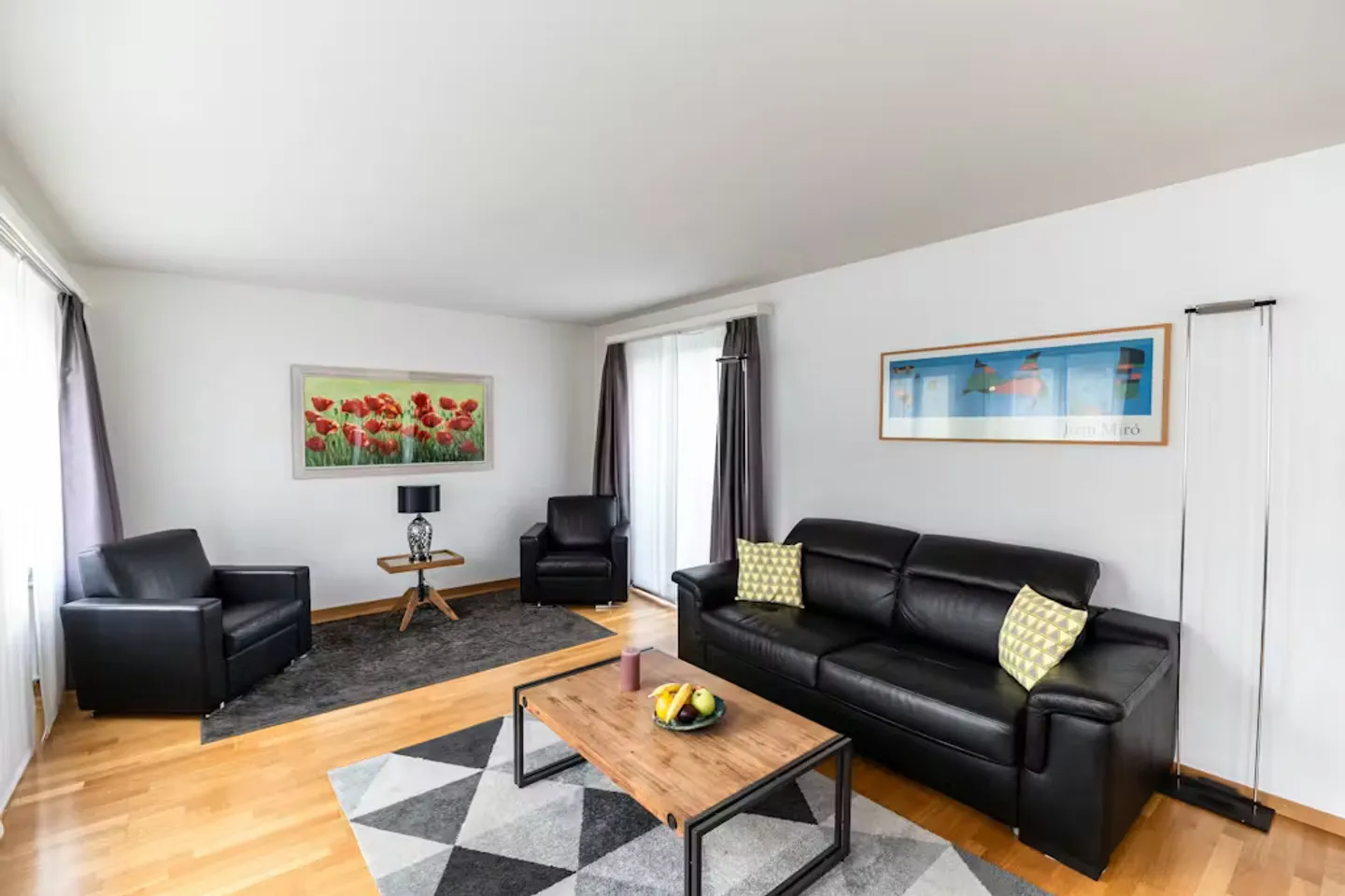 Charming Apartment in Zürich - Photo 10 of 10