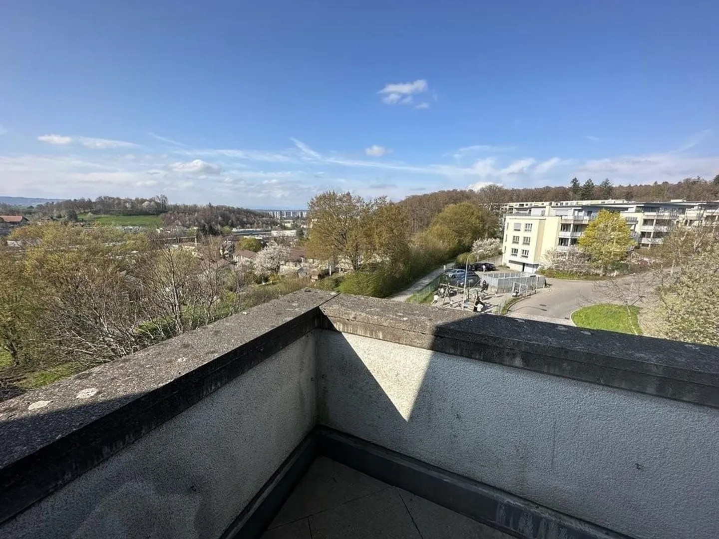 Charmante appartement lumineux avec deux balcons - Photo 10 sur 11