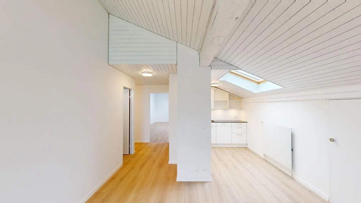 Sonnige Wohnung mit Balkon - Foto 5 von 8