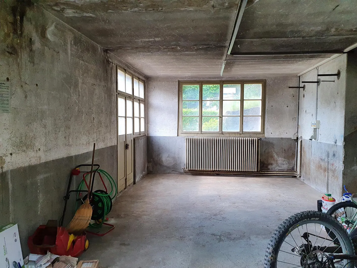 Workshop / Studio / Storage - Photo 1 of 5