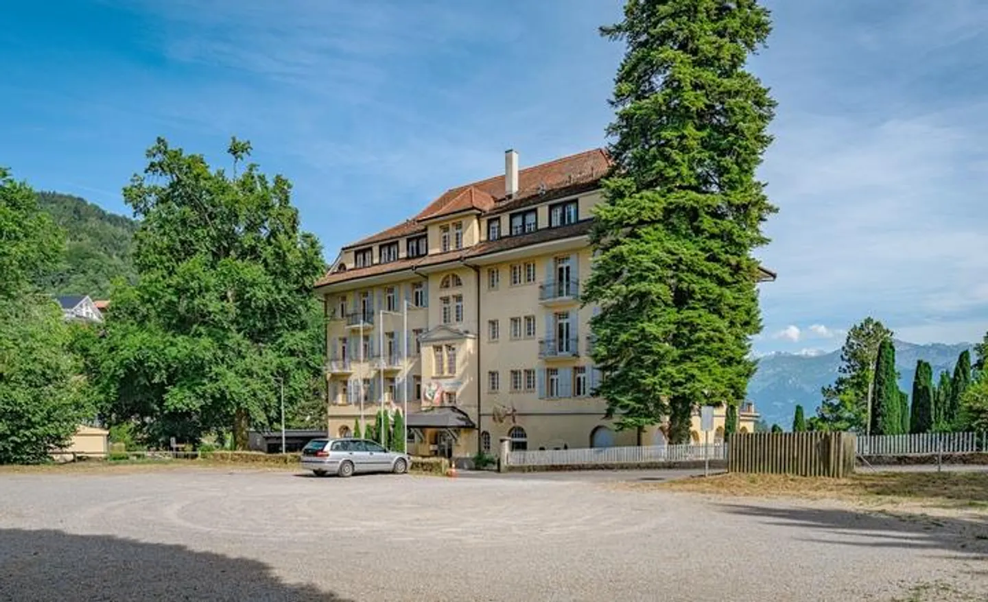 «MAJESTÄTISCH ÜBER DEM THUNERSEE - PARKHOTEL OBERHOFEN» - Foto 7 von 8