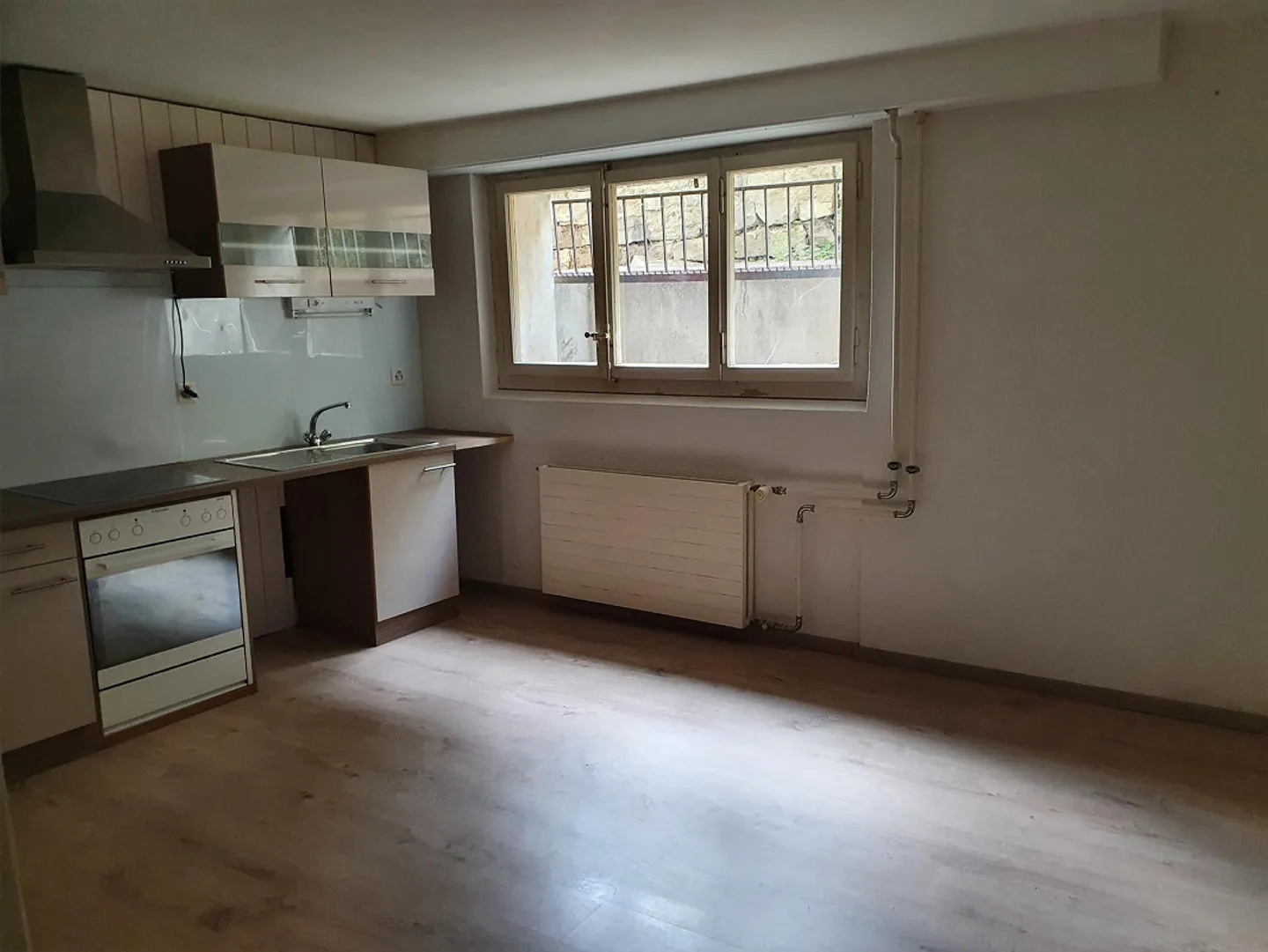 Workshop / Studio / Storage - Photo 3 of 5