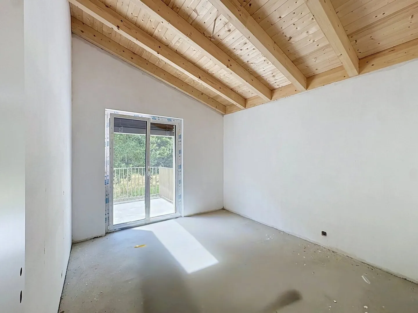 New 5.5-room apartment with private garden in Epinassey - Photo 8 of 13