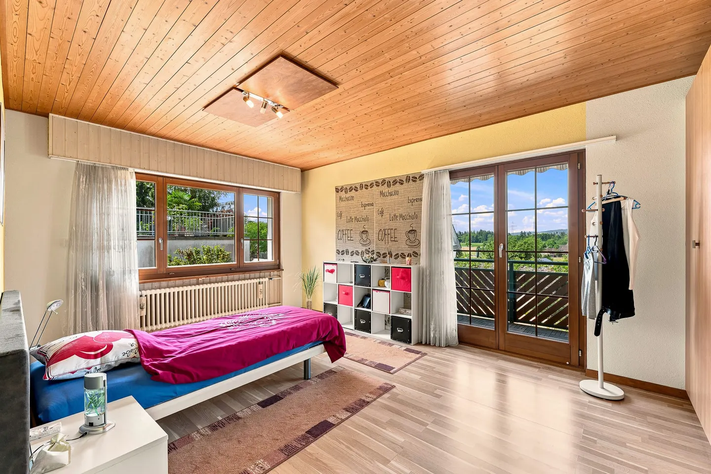 Spacious Family Home in Obfelden - Photo 11 of 13