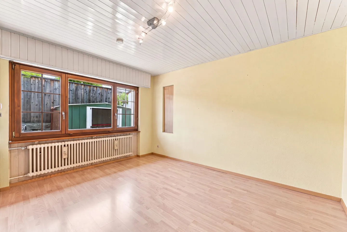 Spacious Family Home in Obfelden - Photo 13 of 13