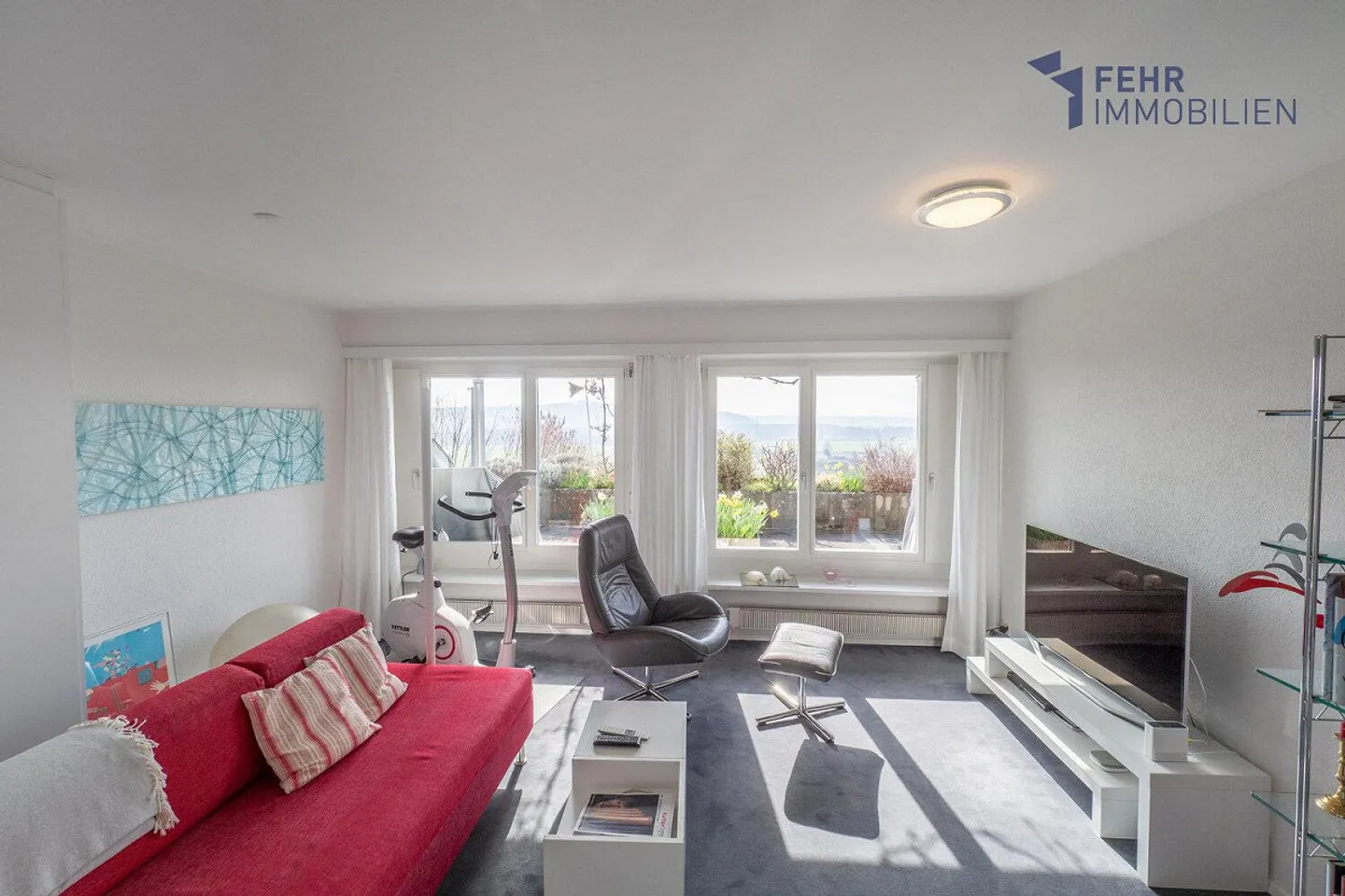 Fehr Immobilier - Maison de Terrasse 5.5 pièces avec vue magnifique - Photo 8 sur 14
