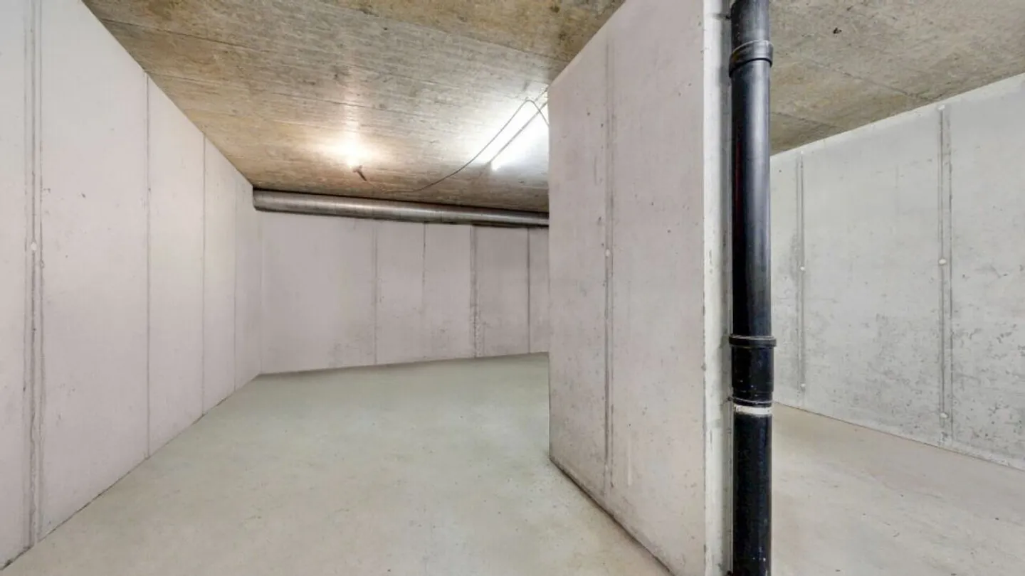 Appartamento in condominio ben tenuto in una posizione meravigliosa - Foto 16 di 18