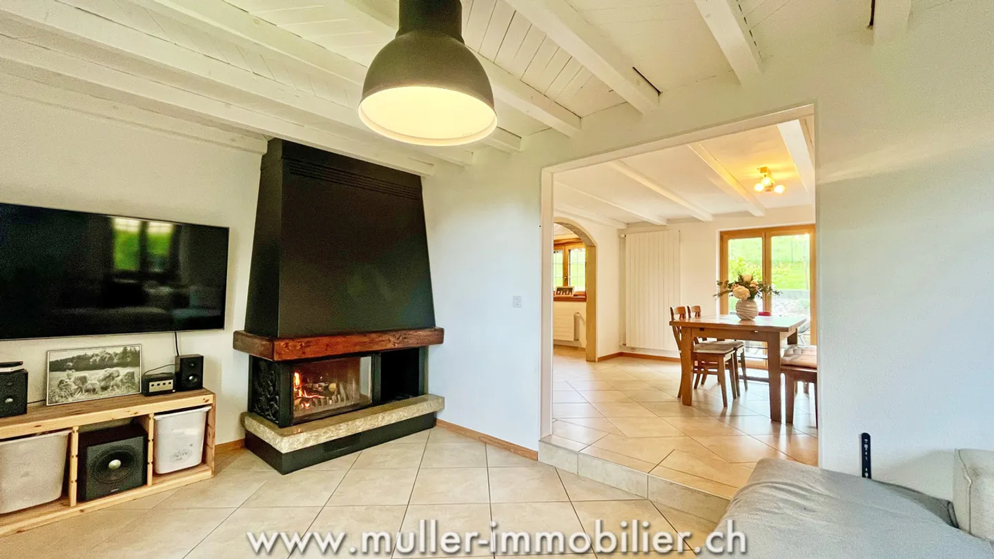 Charming Village House with Garden - Photo 6 of 13
