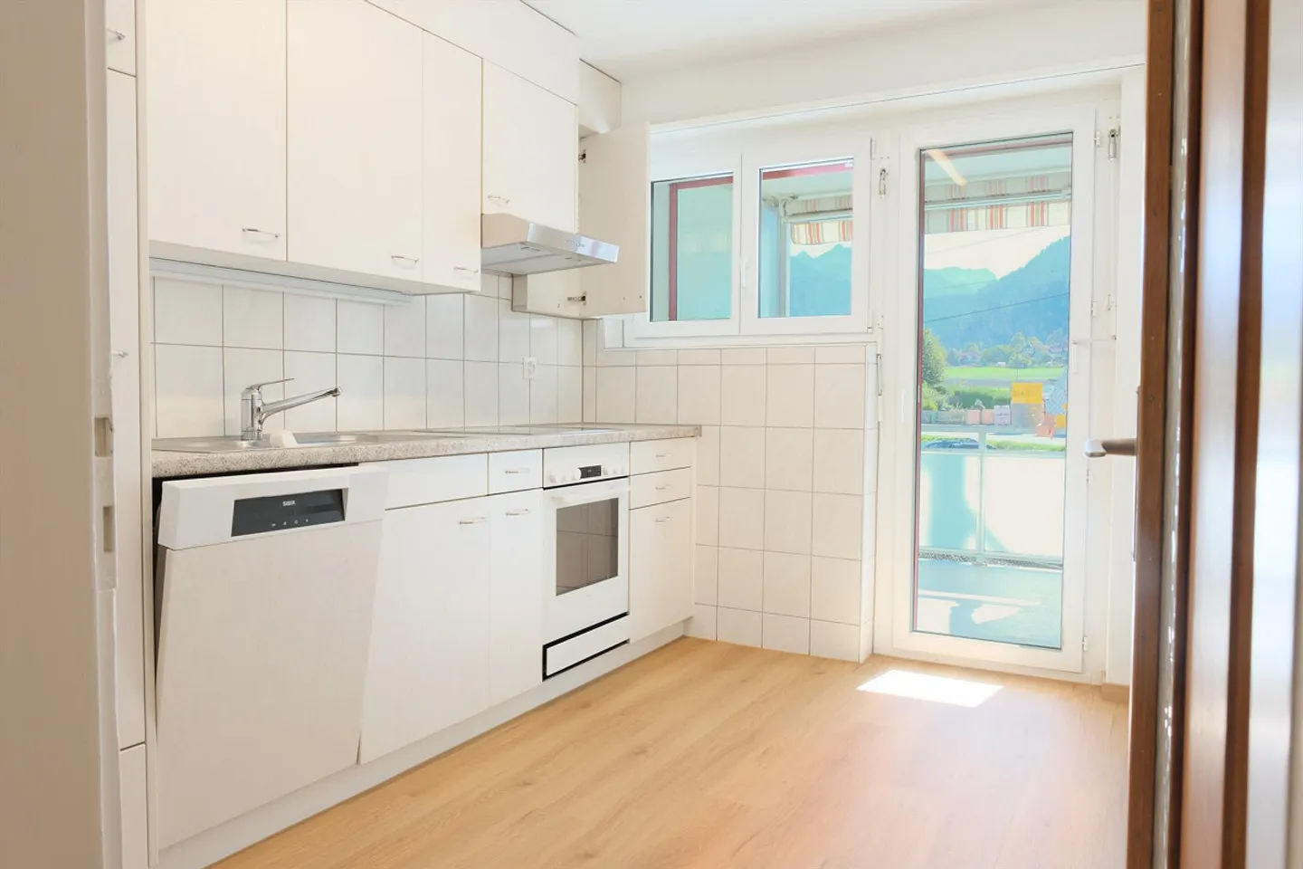 Well-located living in Cazis - Photo 4 of 13
