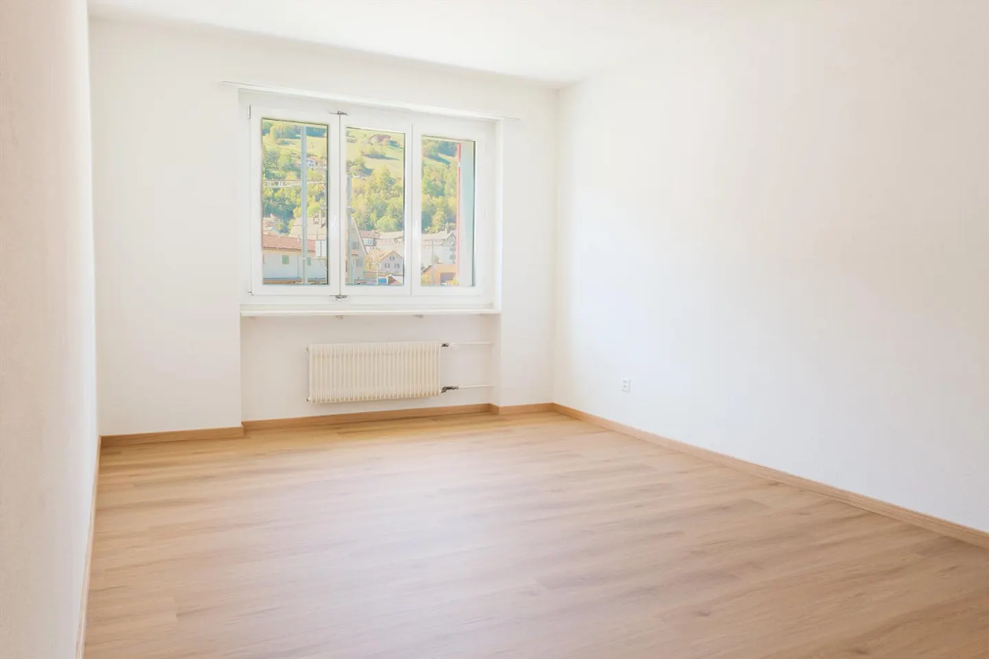 Well-located living in Cazis - Photo 6 of 13