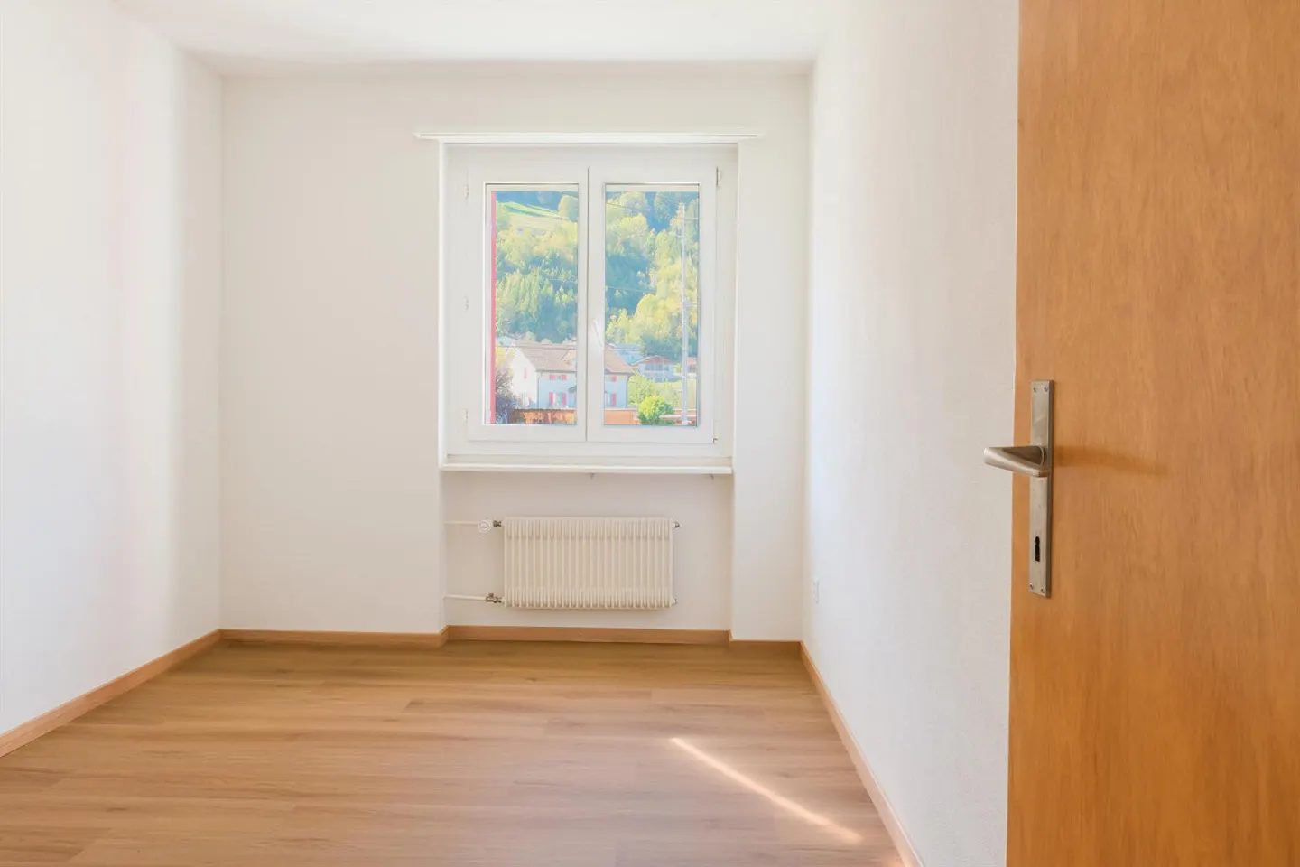 Well-located living in Cazis - Photo 9 of 13