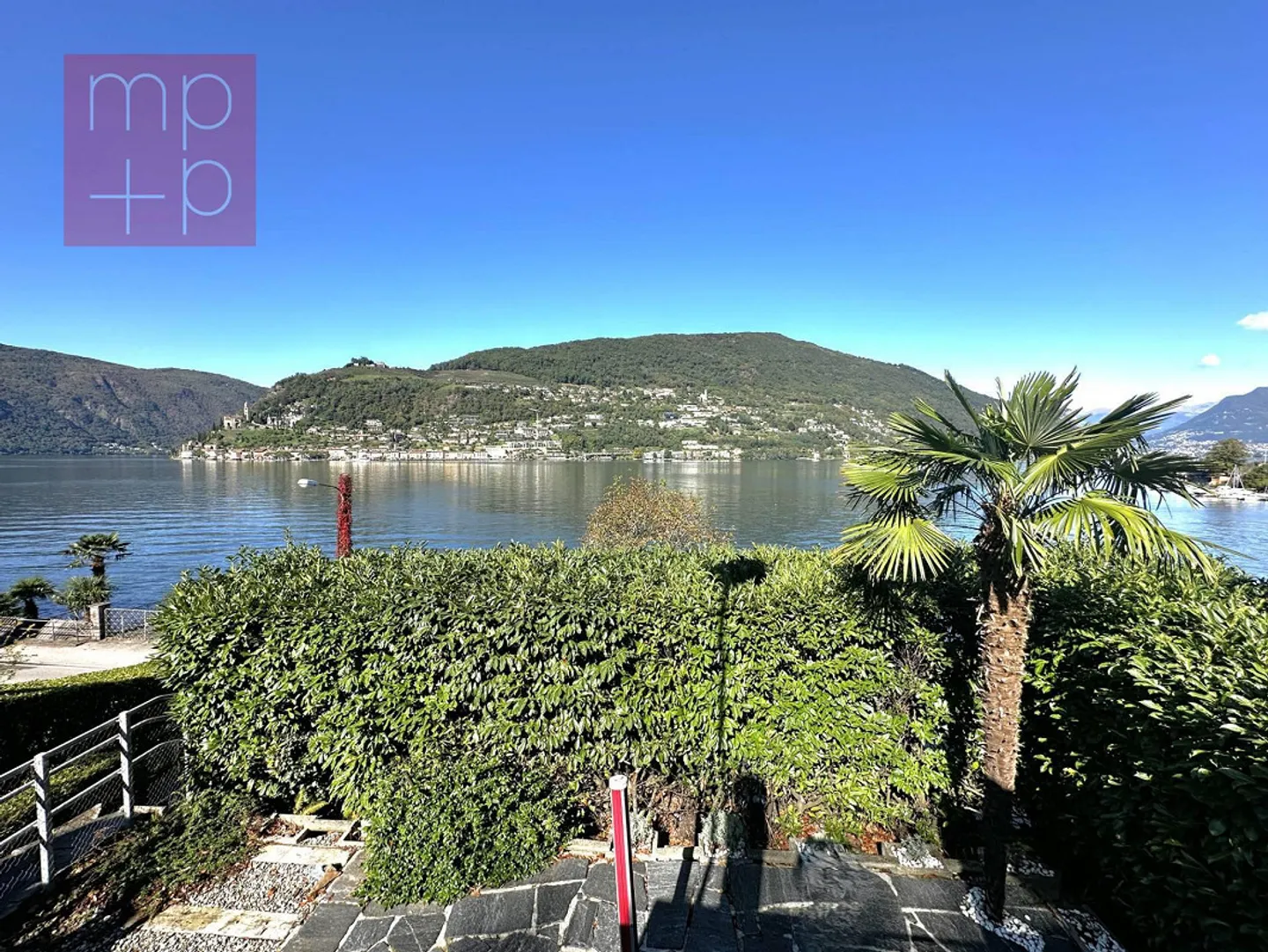 Villa - Brusino Arsizio - Foto 1 von 8
