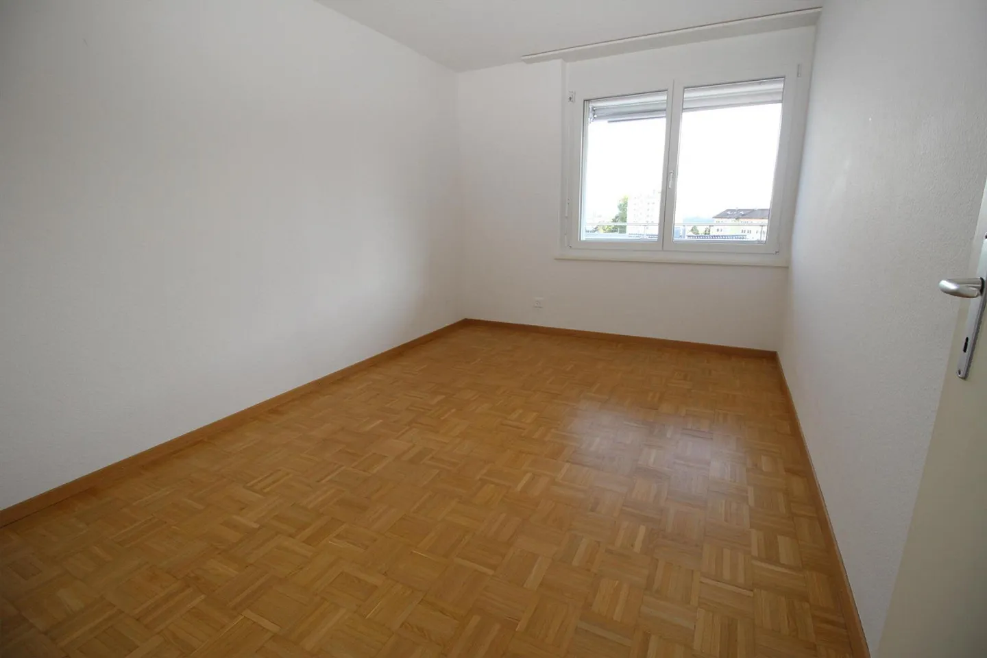 4.5 Room Apartment in Neuhausen am Rheinfall - Photo 5 of 10