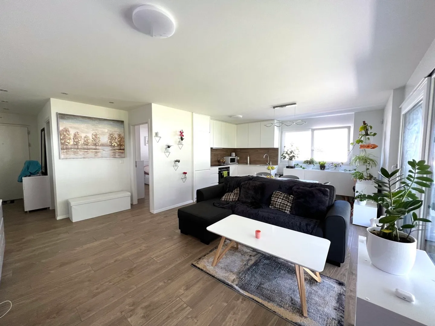 Appartement moderne avec grand jardin - Photo 2 sur 6